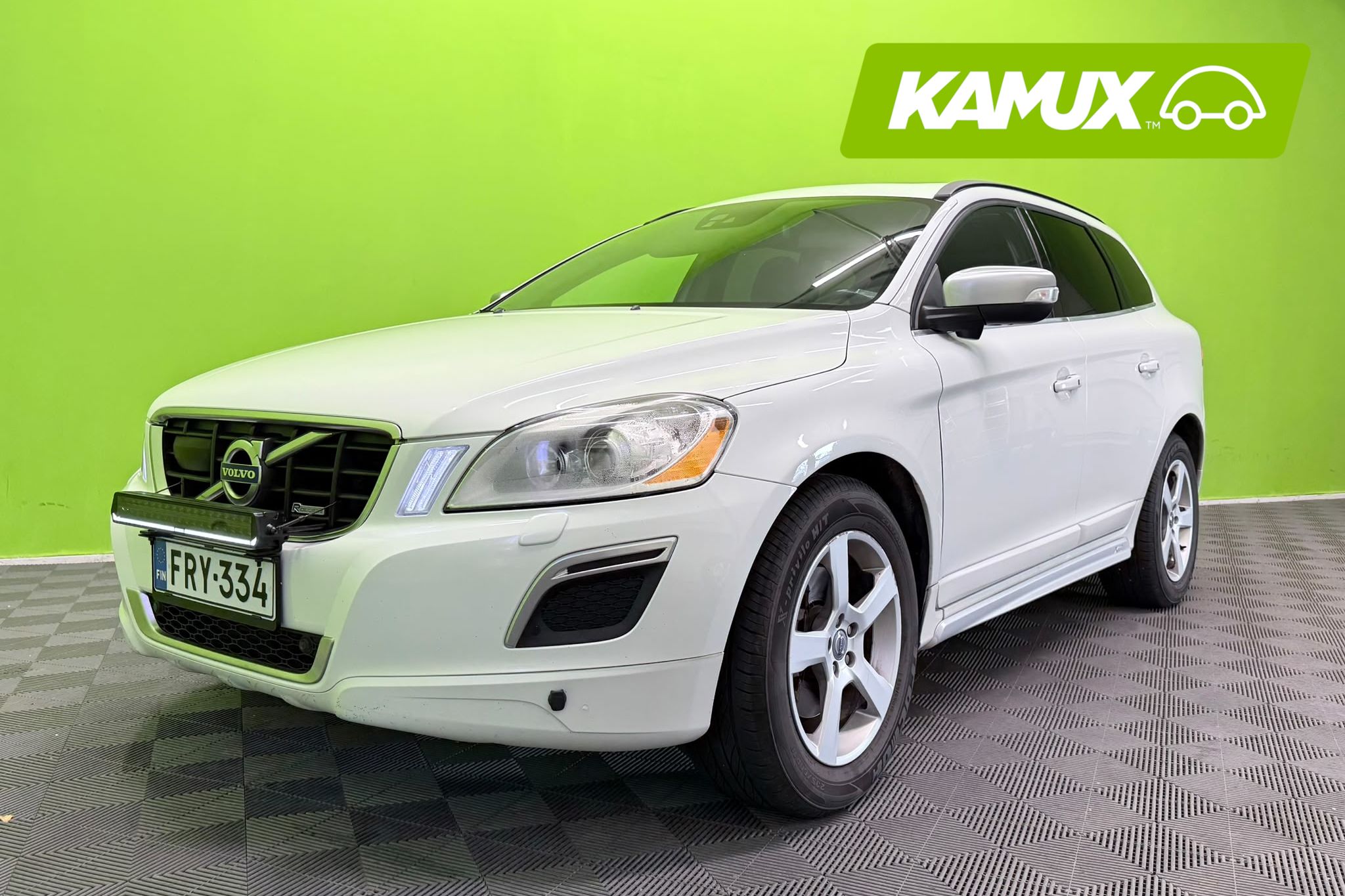 Volvo XC60 D5 AWD R-Design aut. 2013, kuva 4/24