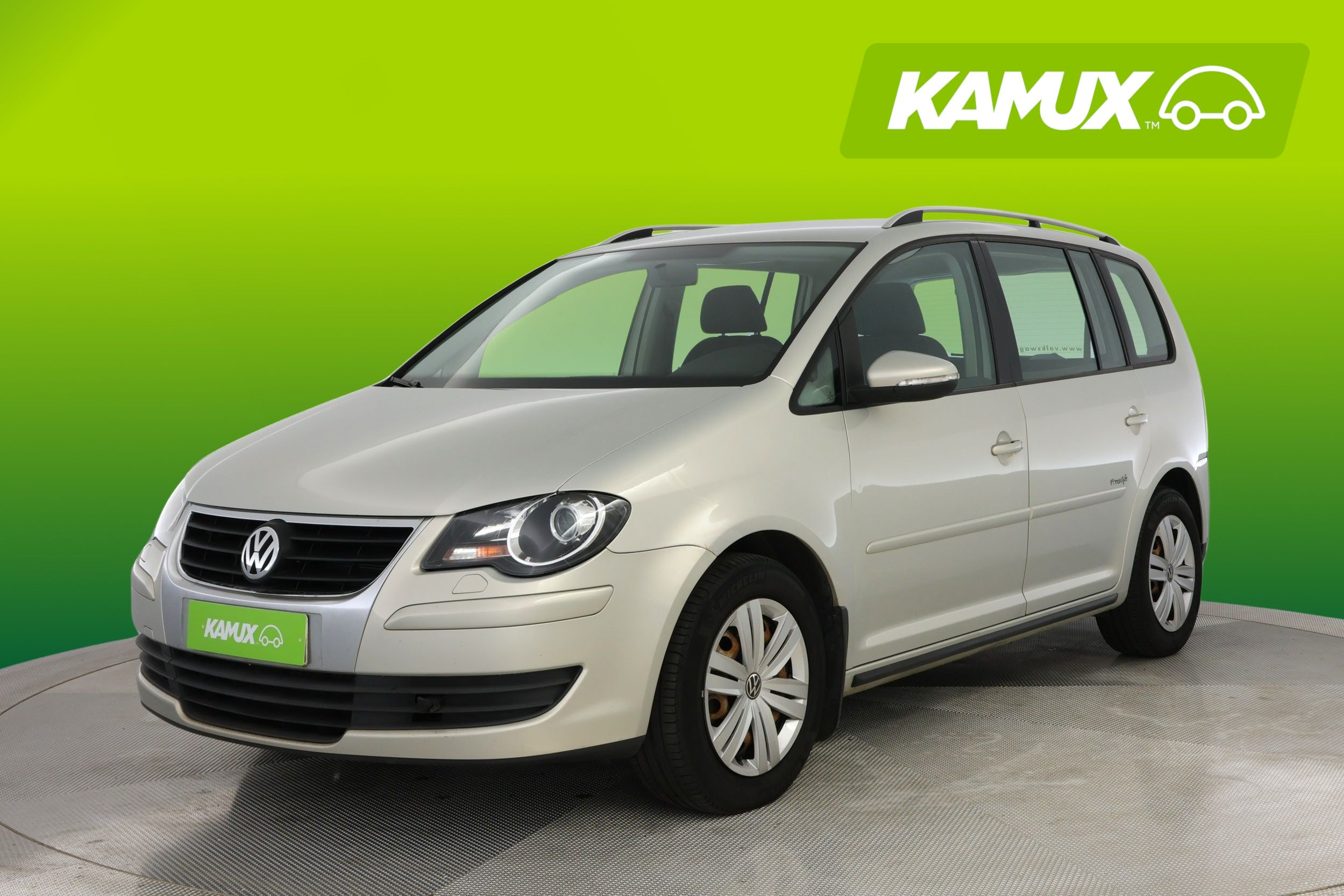 Volkswagen Touran 2010, kuva 7/18
