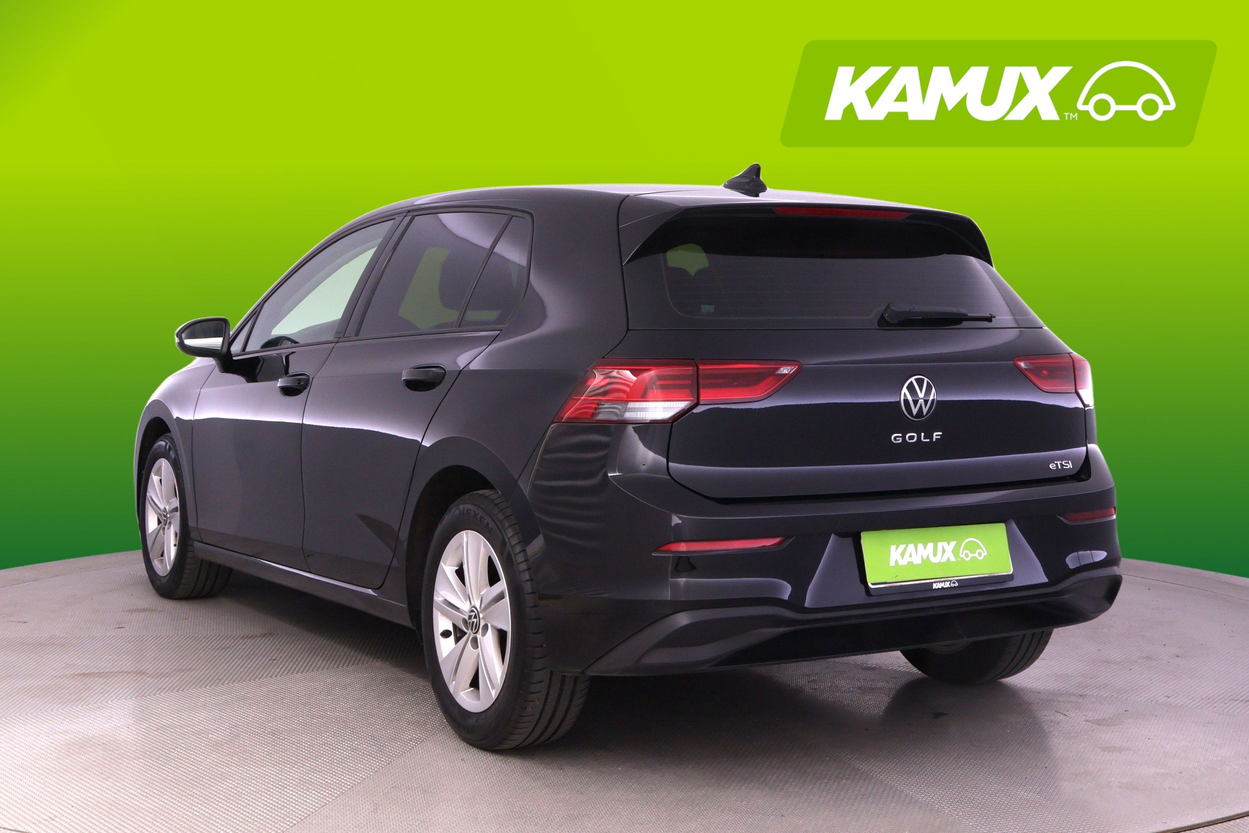 Volkswagen Golf 2023, photo 4/25