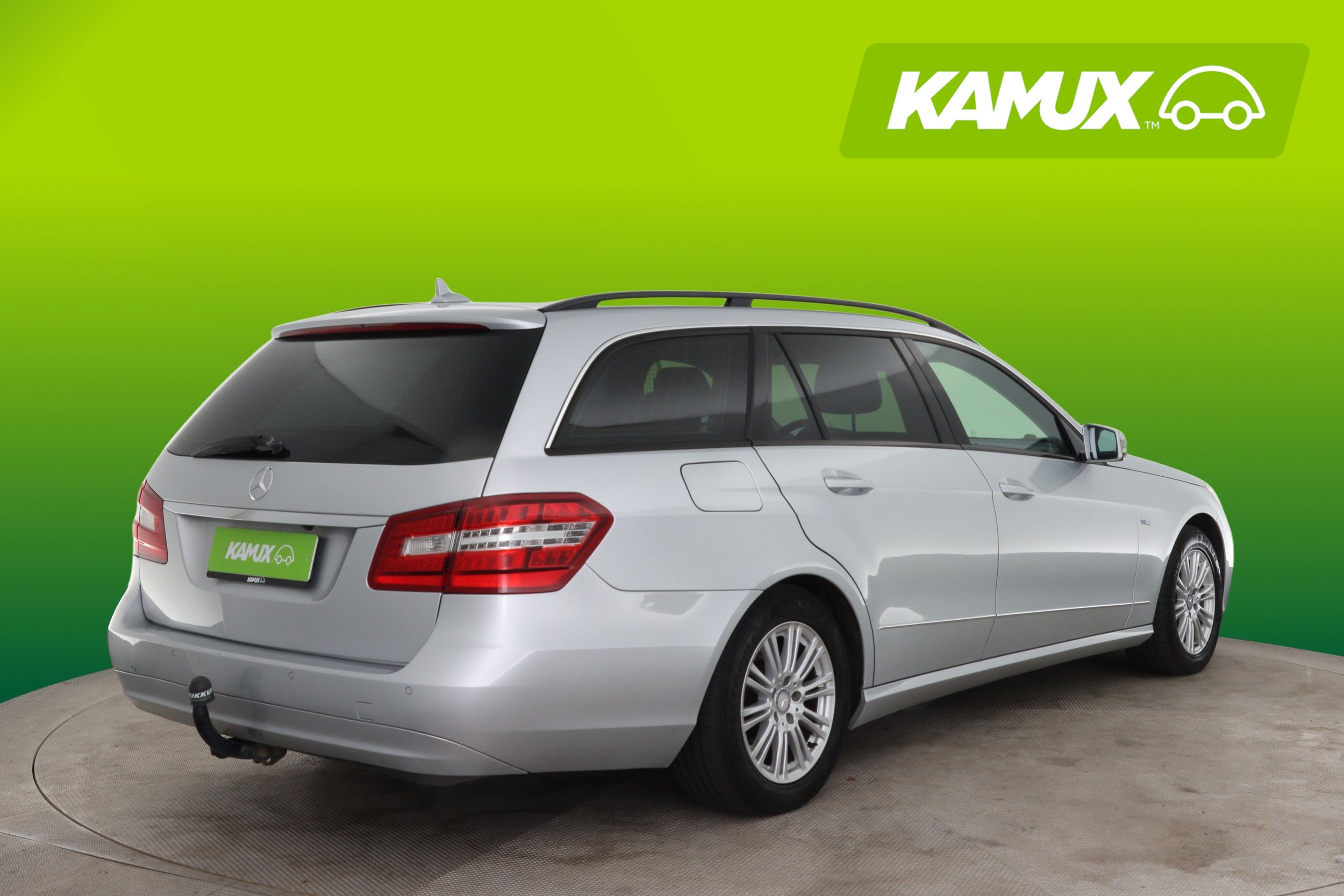 Mercedes-Benz E 2011, photo 3/34