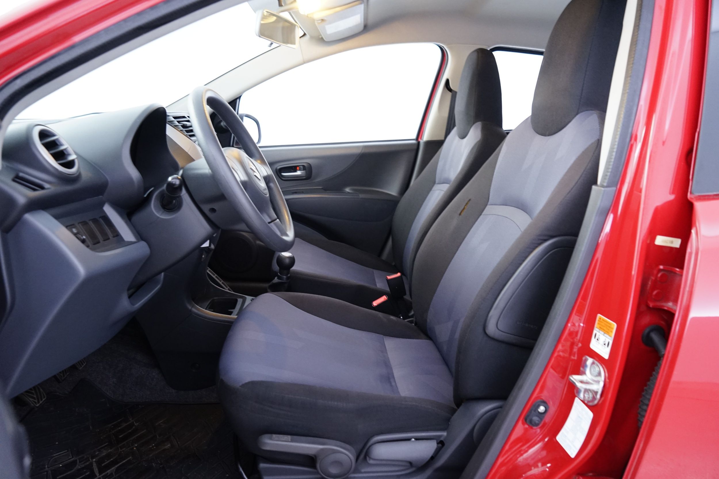 Suzuki Alto 1,0 VVT S-Edition 2013, photo 7/17