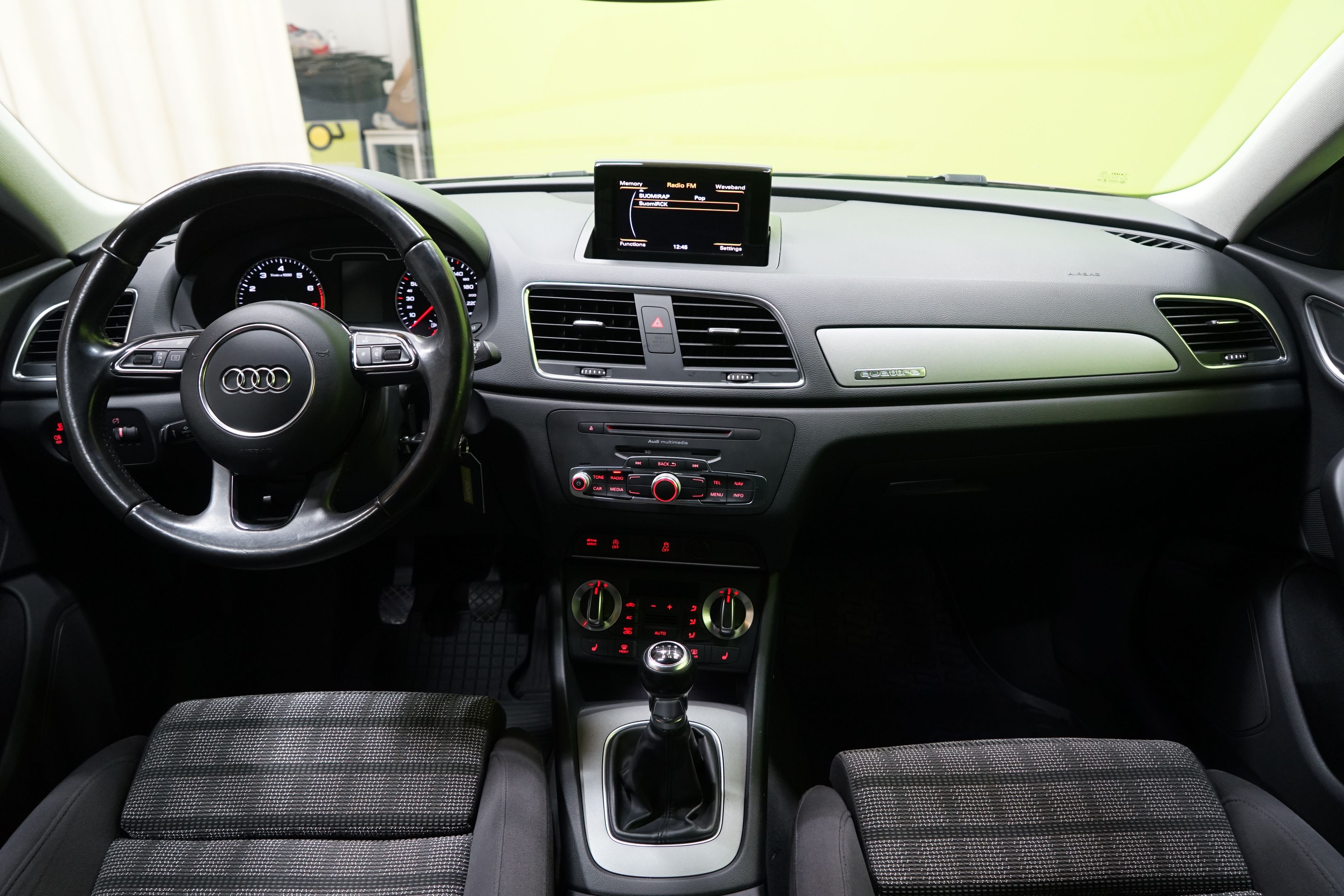 Audi Q3 2012, kuva 6/22