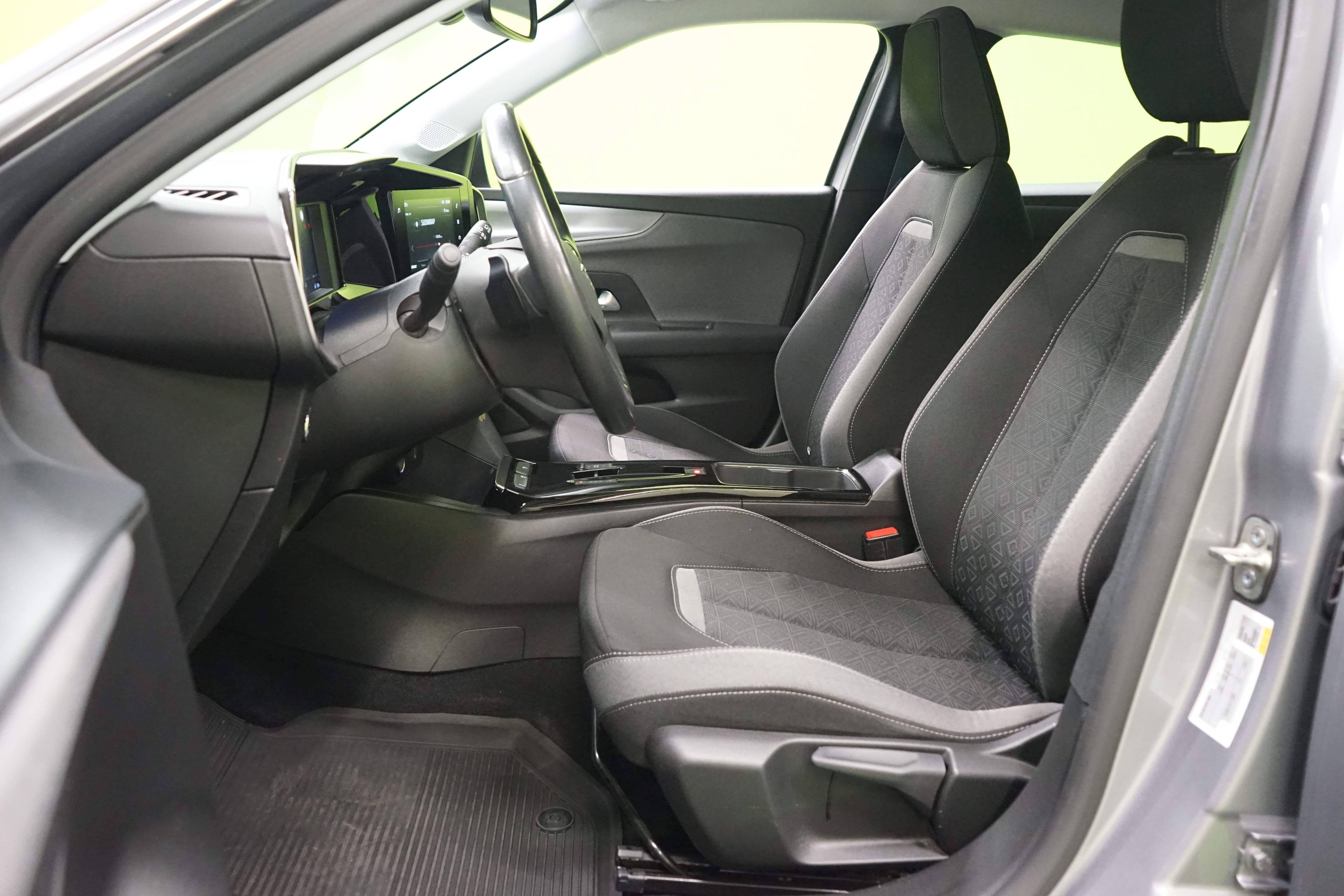 Opel Mokka Comfort 130 Turbo A 2022, kuva 6/20