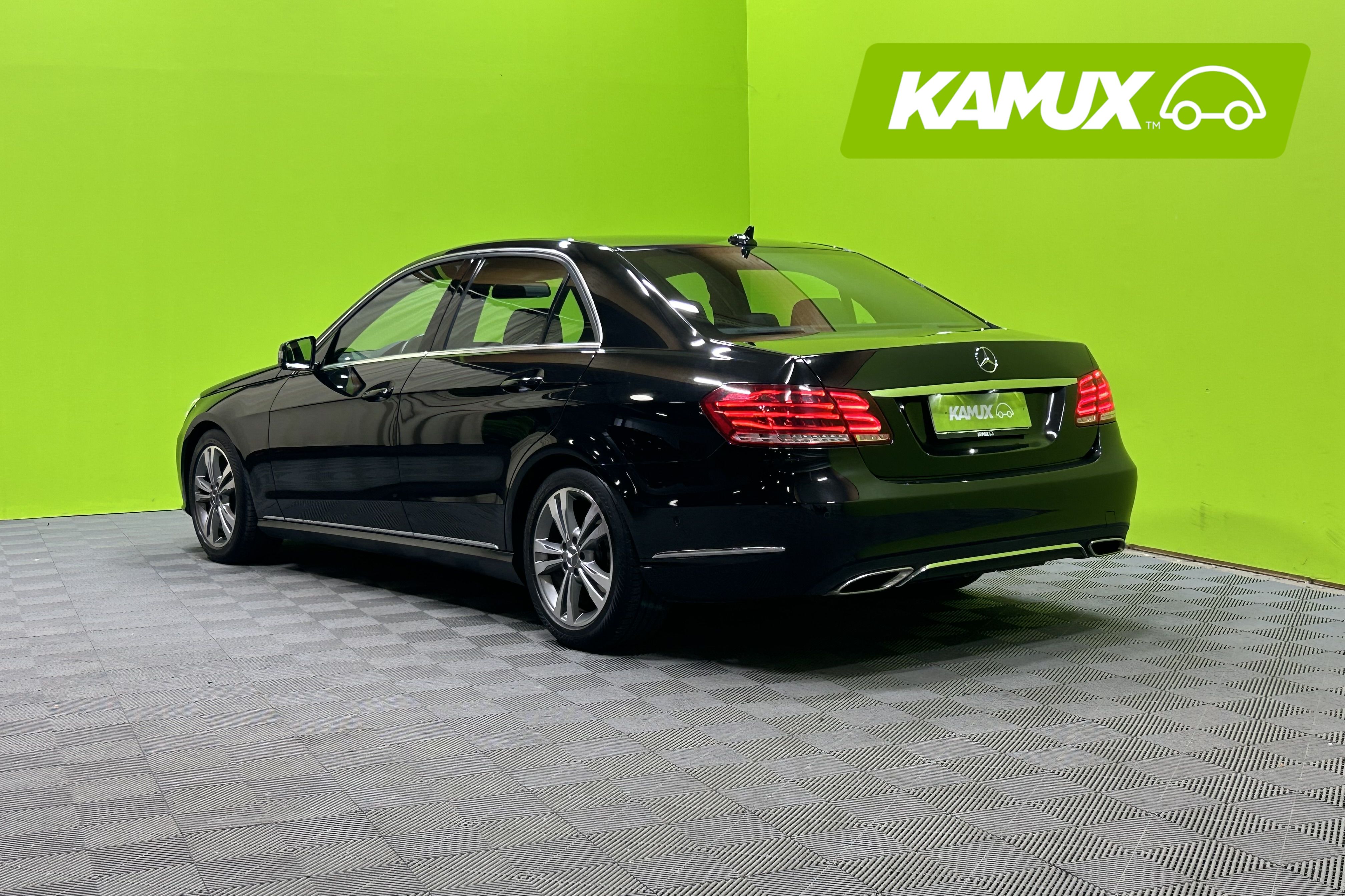 Mercedes-Benz E 2013, photo 5/22