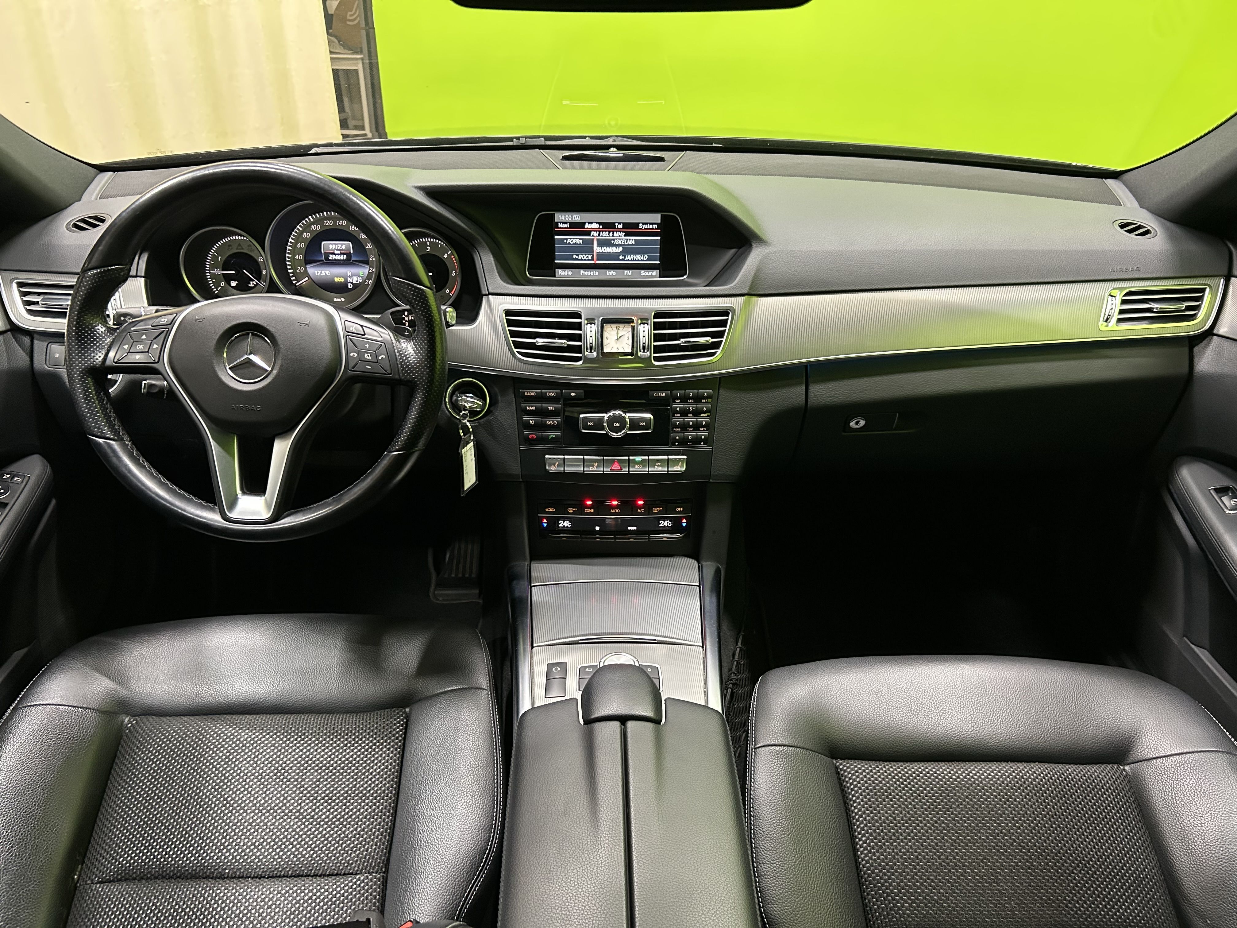 Mercedes-Benz E 2013, photo 6/22