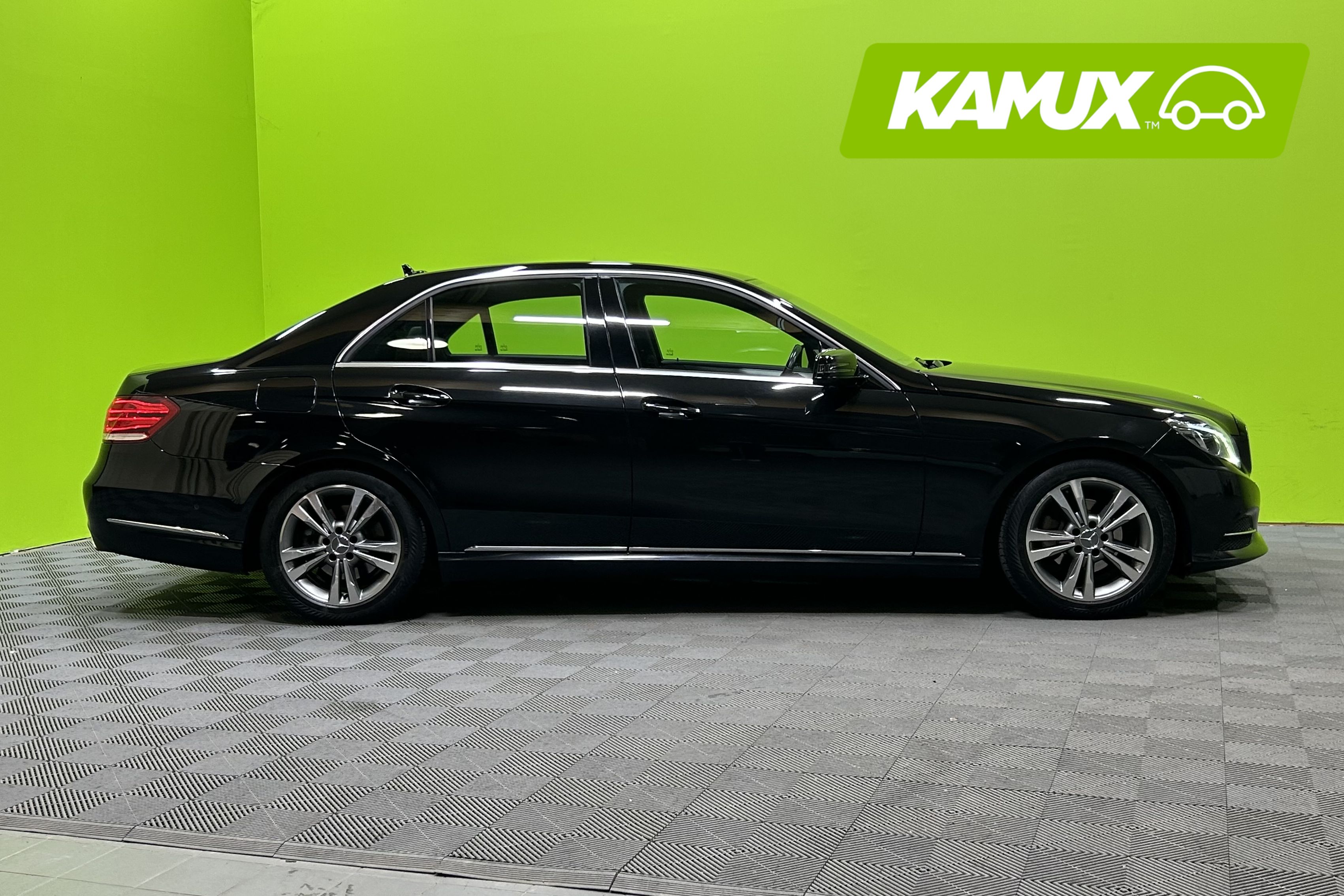 Mercedes-Benz E 2013, photo 2/22