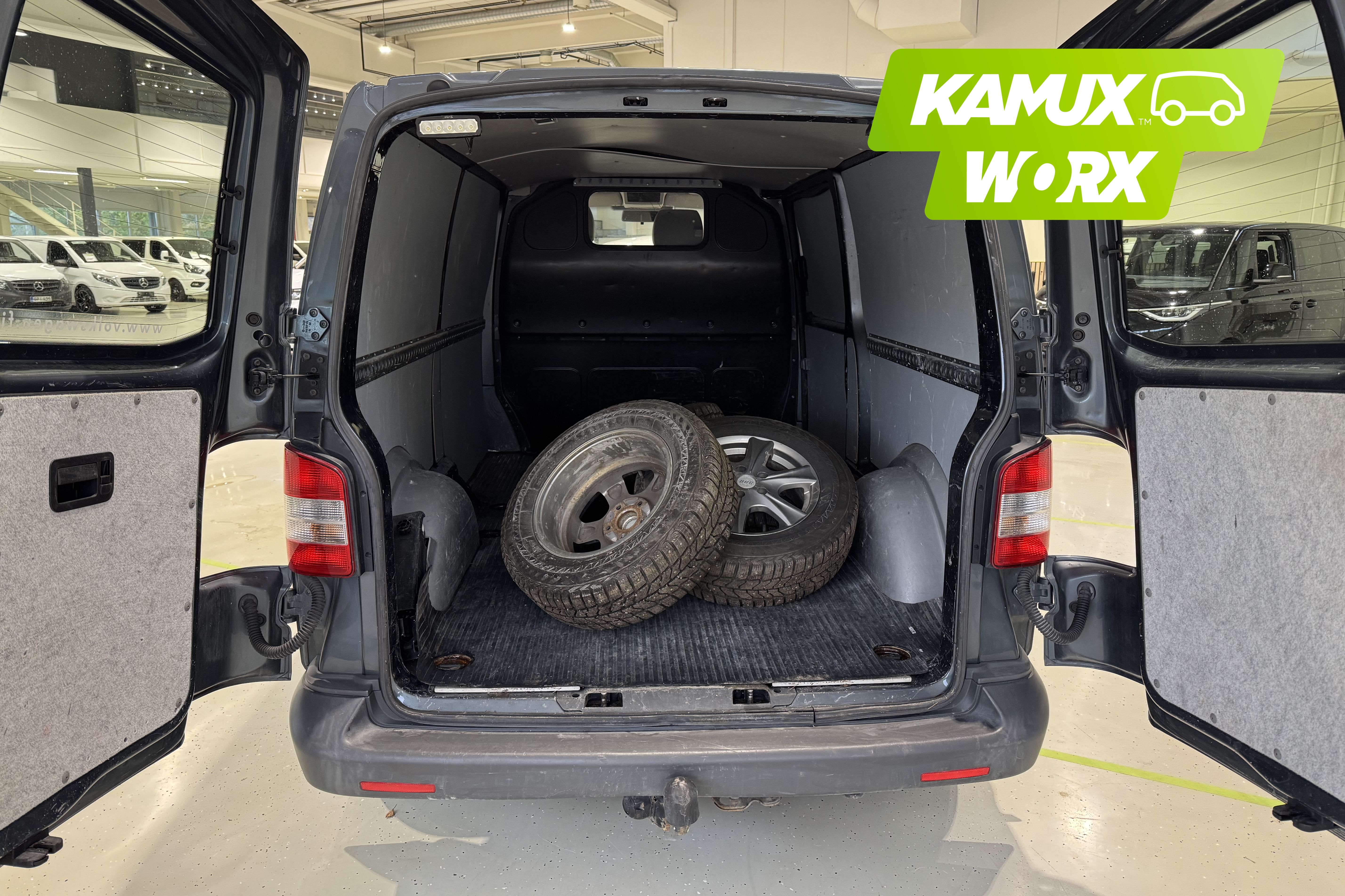 Volkswagen Transporter 2010, kuva 4/9