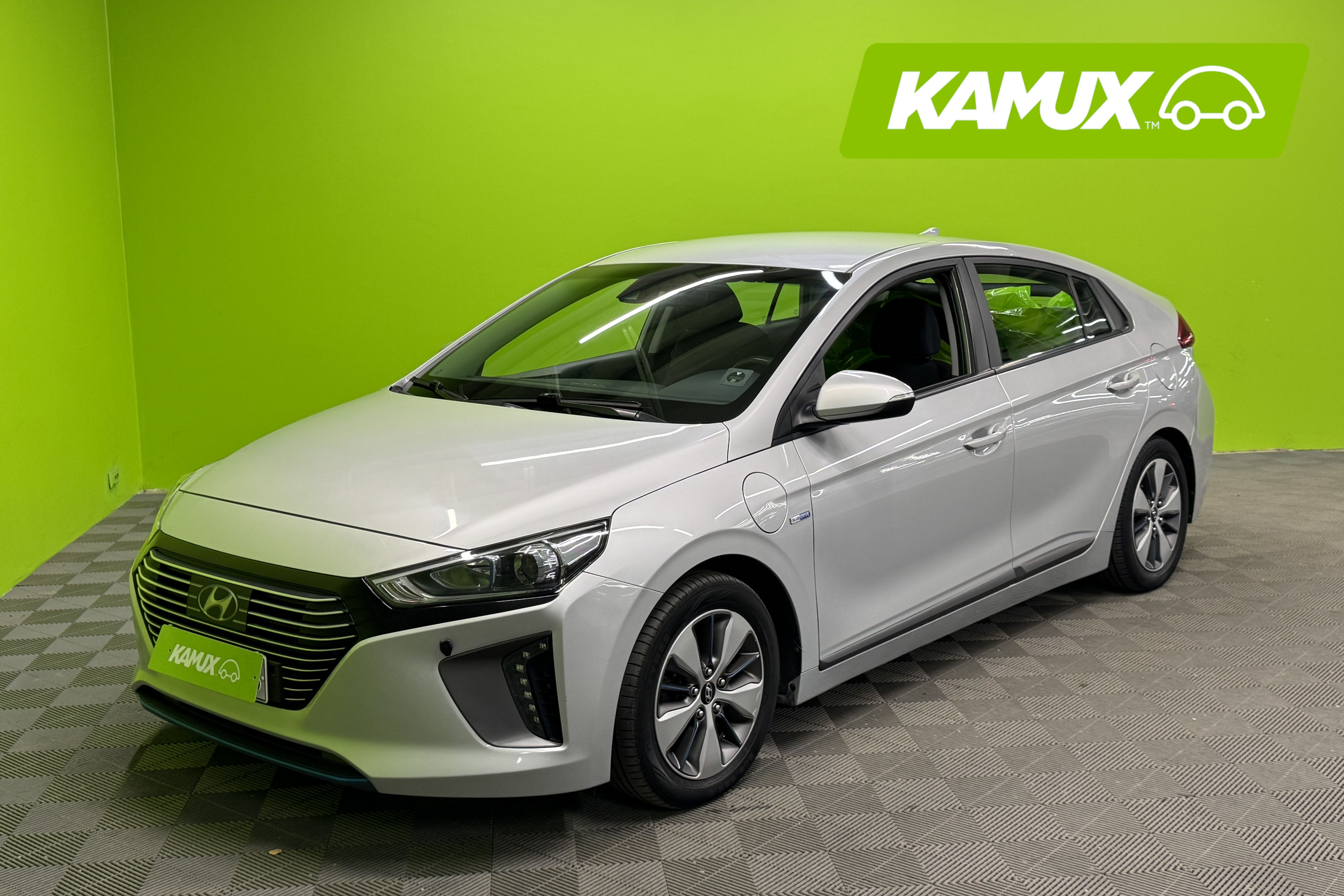 Hyundai Ioniq Plug-In DCT Comfort 2018, photo 5/26