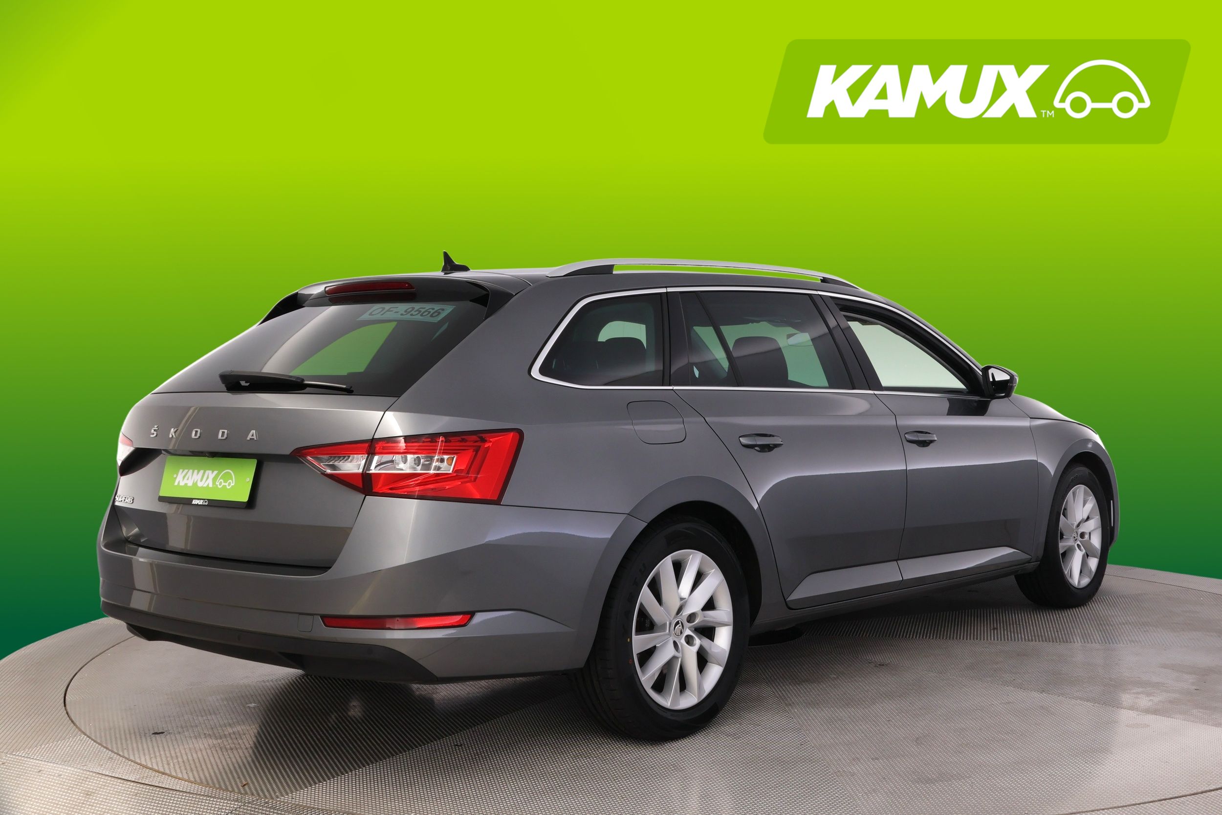 Skoda Superb Combi 1.5 TSI ACT Style 2022, kuva 2/33