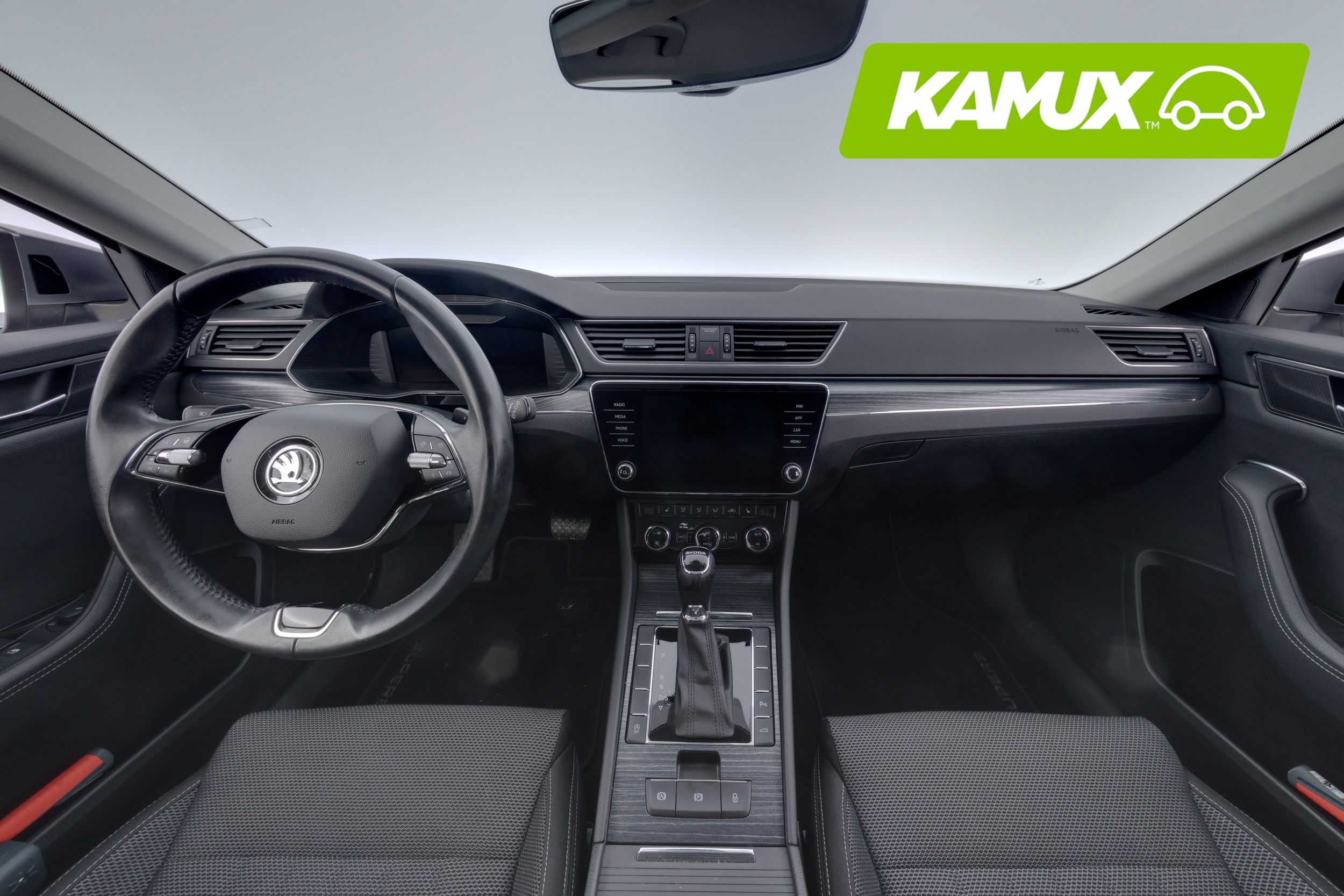 Skoda Superb Combi 1.5 TSI ACT Style 2022, kuva 7/33