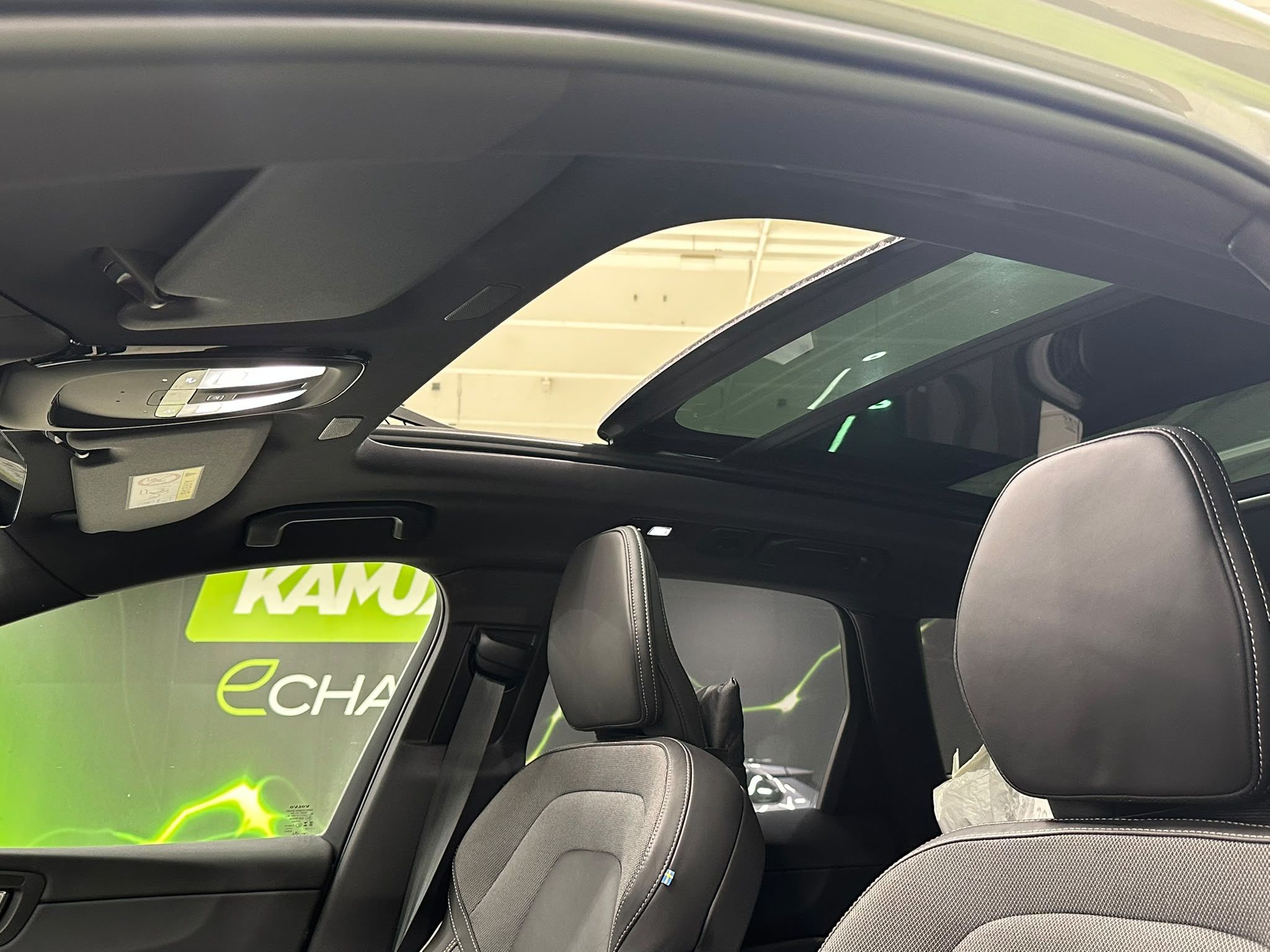 Volvo XC60 2023, kuva 4/25