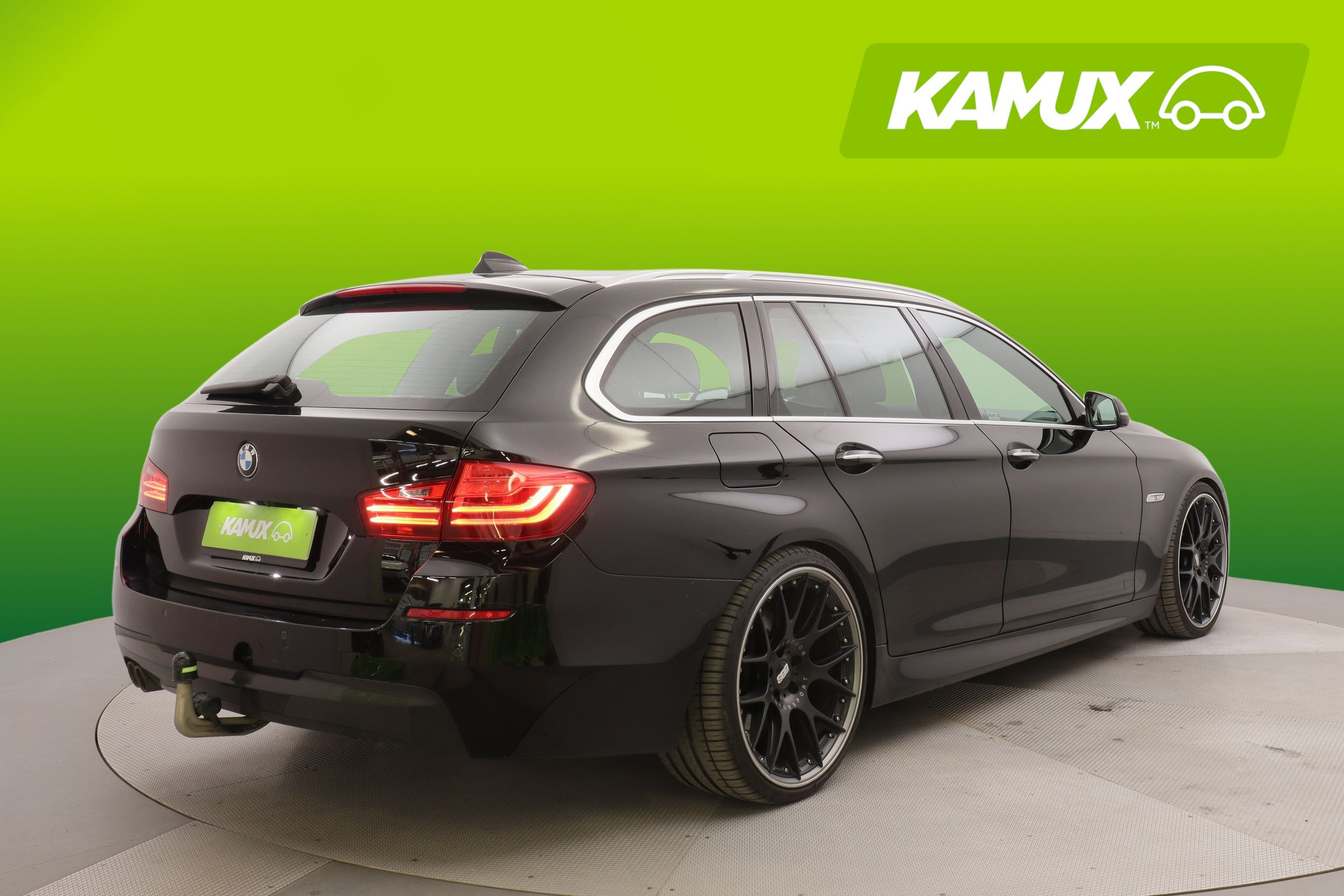 BMW 520 xDrive Touring M-Sport 2014, kuva 3/23