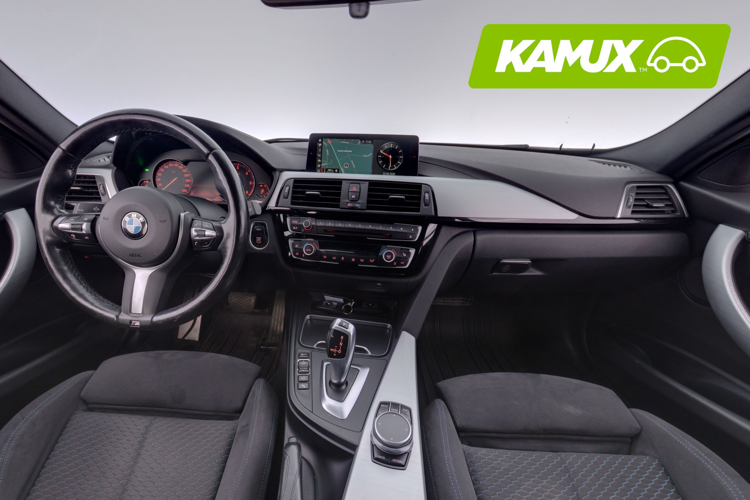 BMW 320 F31 LCI xDrive Touring M Sport A 2018, photo 7/24