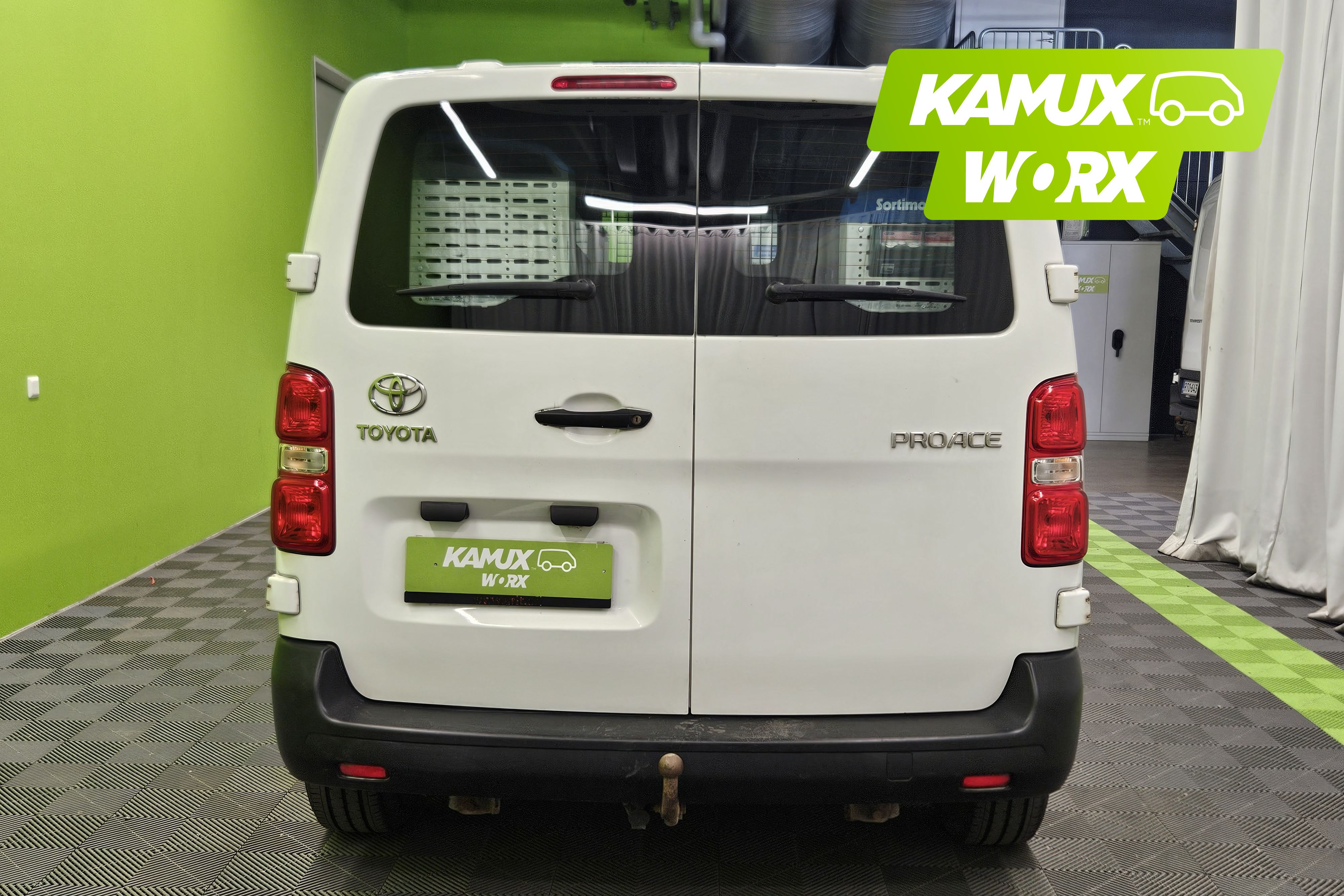 Toyota Proace Compact 1,6 D 95 2018, kuva 4/17