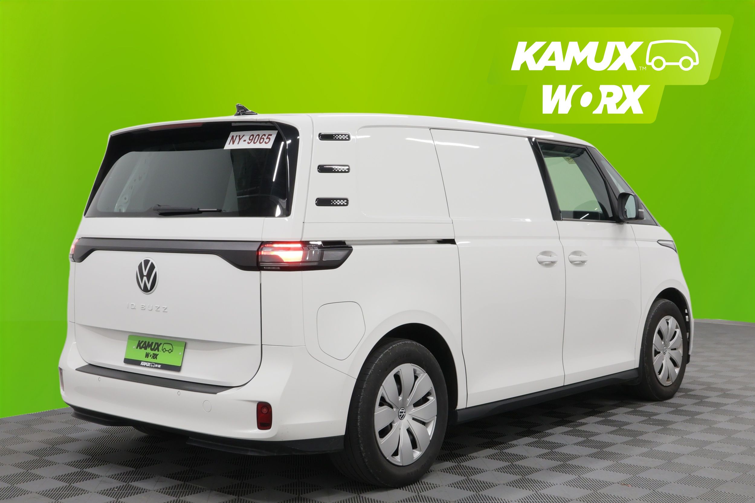 Volkswagen ID. Buzz Cargo 82 kWh 204hv 2023, photo 4/16