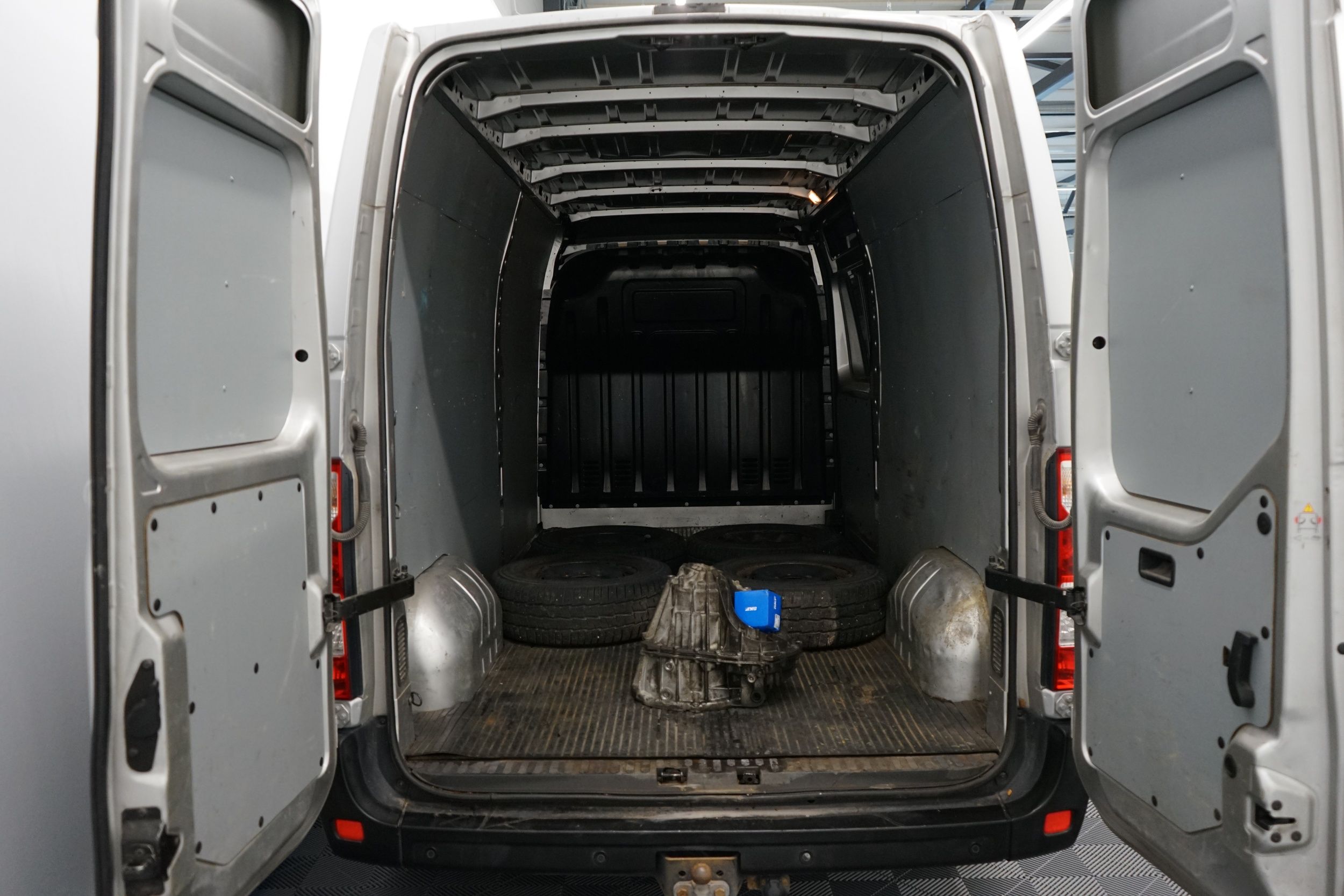 Renault Master 2016, photo 7/18