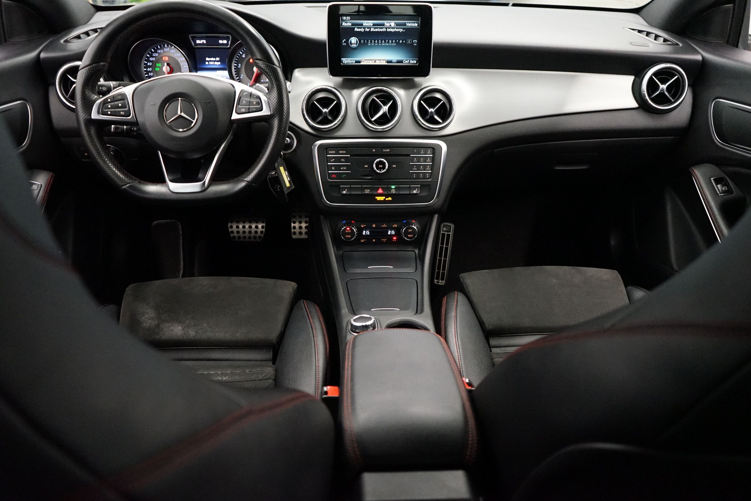 Mercedes-Benz CLA 180 A Business AMG 2016, kuva 5/18