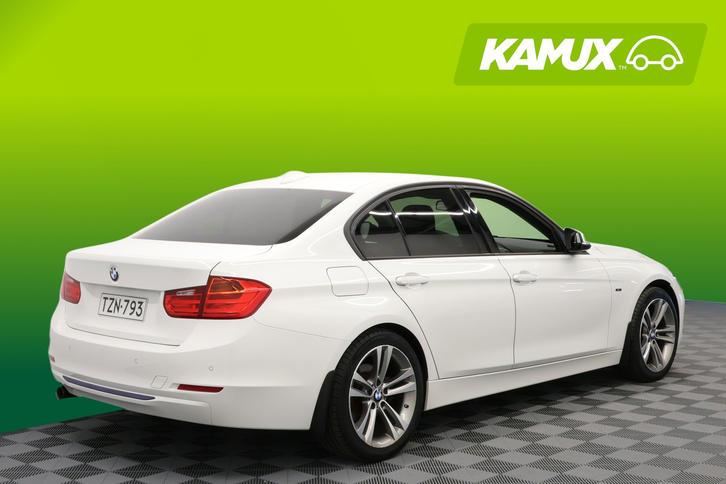BMW 316 F30 Sedan 316i A Sportline 2015, kuva 2/21