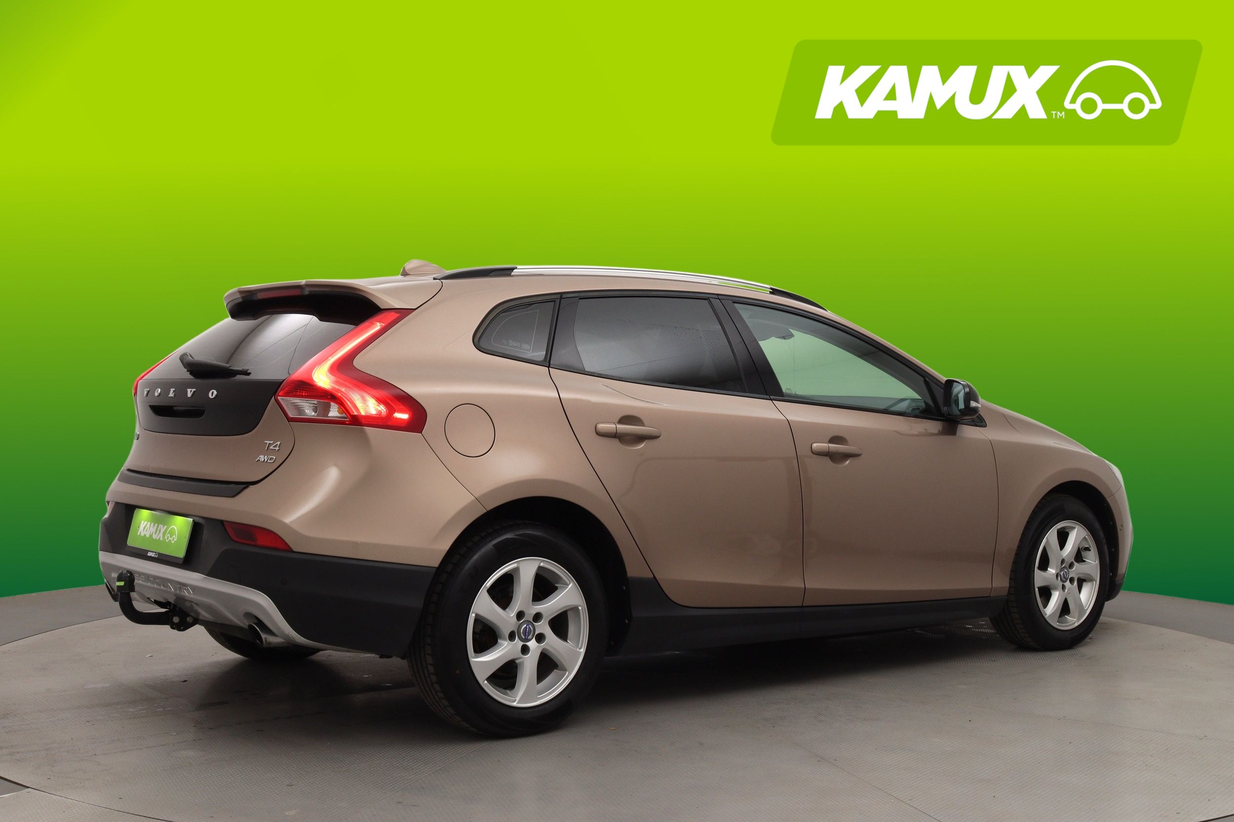 Volvo V40 Cross Country 2016, photo 2/28