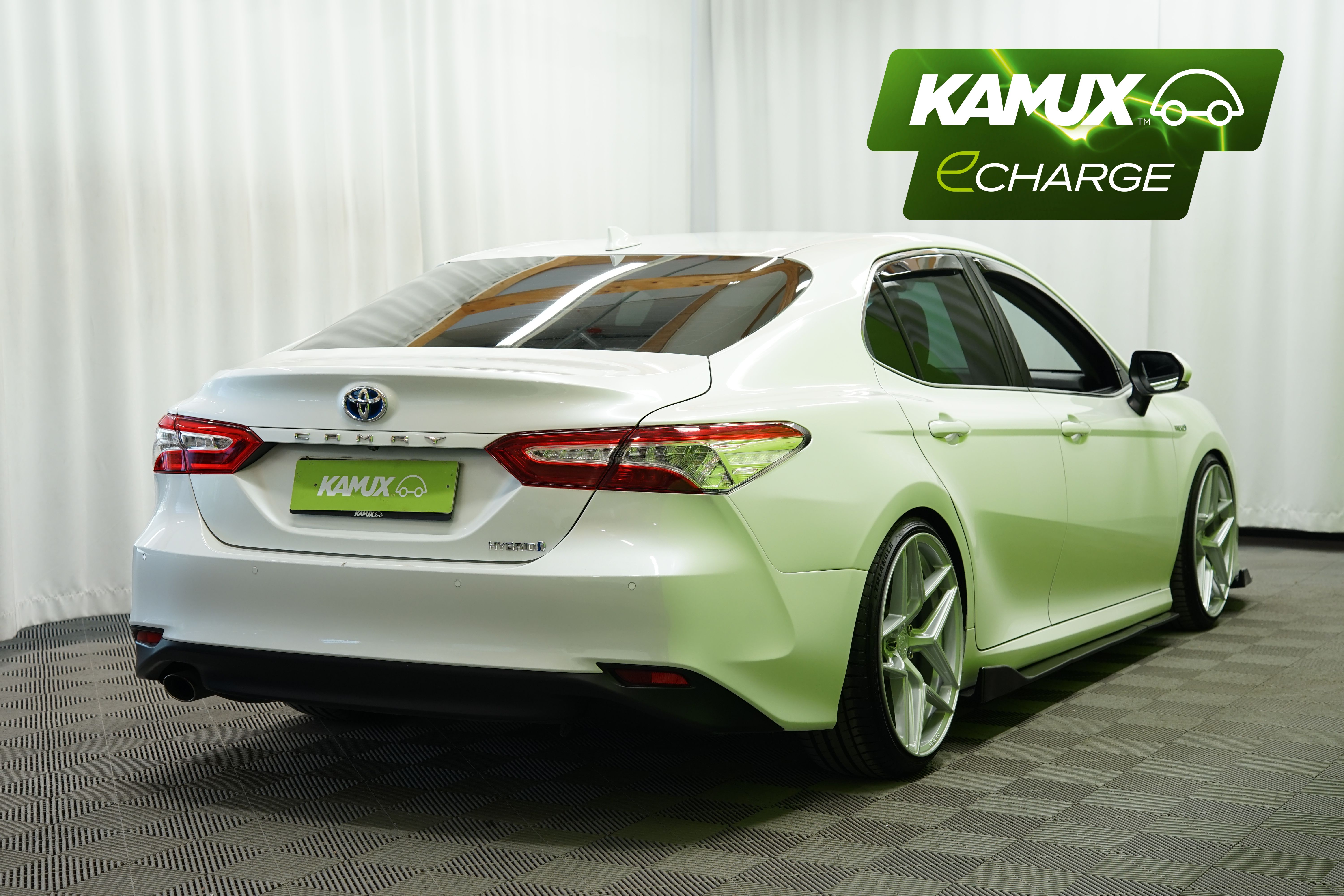 Toyota Camry 2,5 Hybrid Premium 2020, photo 3/21