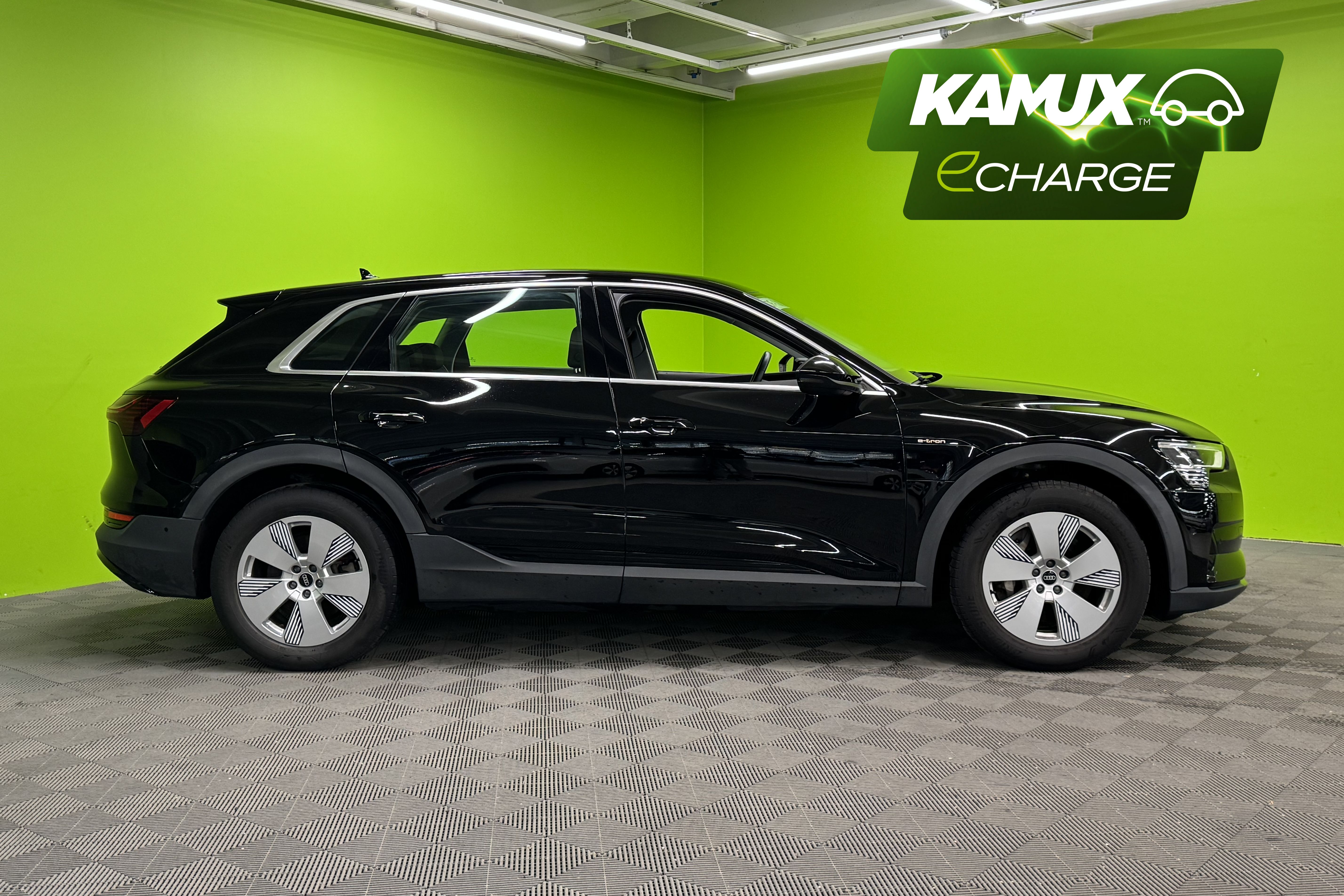 Audi e-tron 55 quattro 2023, photo 2/26