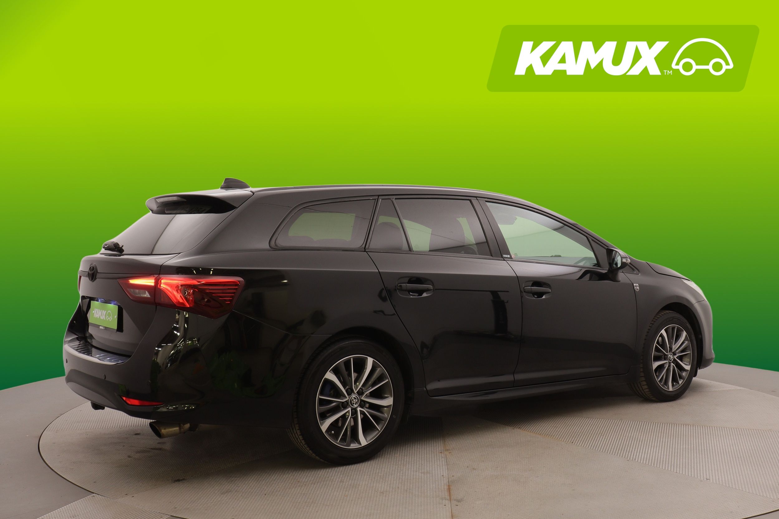 Toyota Avensis 2016, kuva 2/41