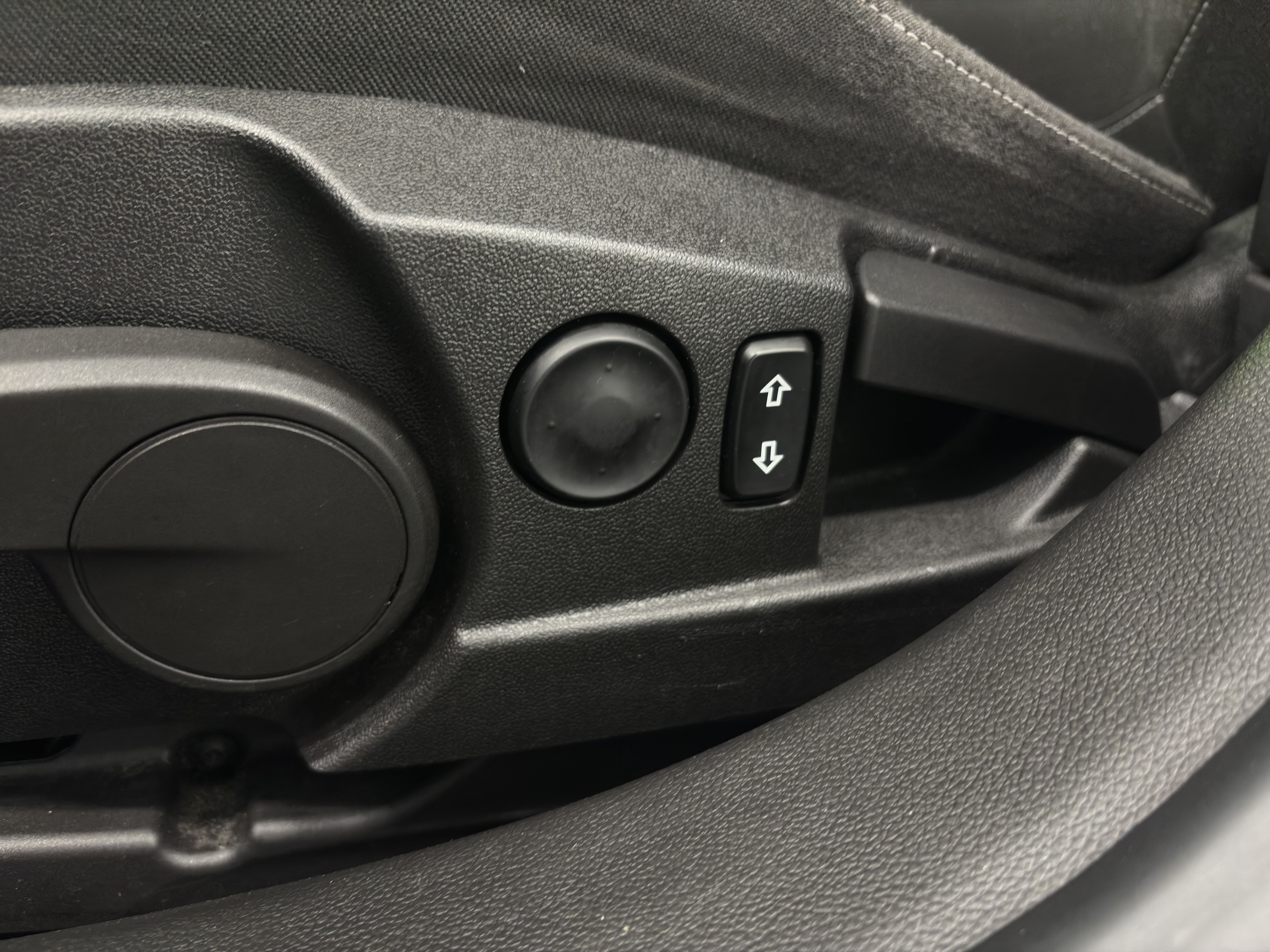Opel Insignia 2016, photo 7/24