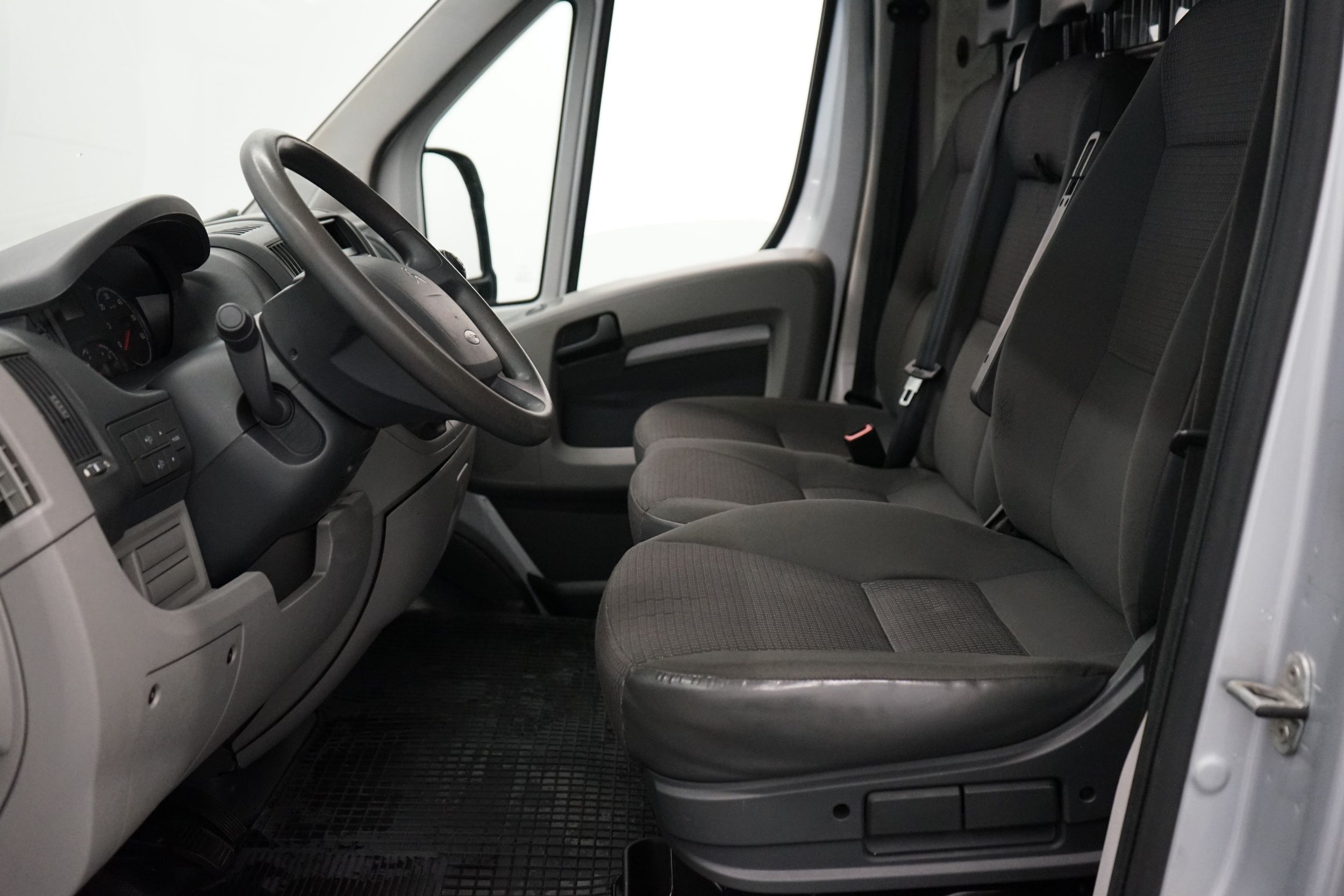 Citroen Jumper HDi 120 40 L3H2 2011, kuva 6/17
