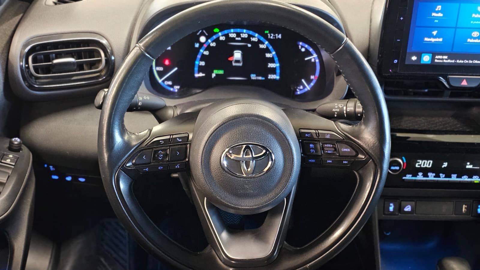 Toyota Yaris Cross 2022, photo 7/9