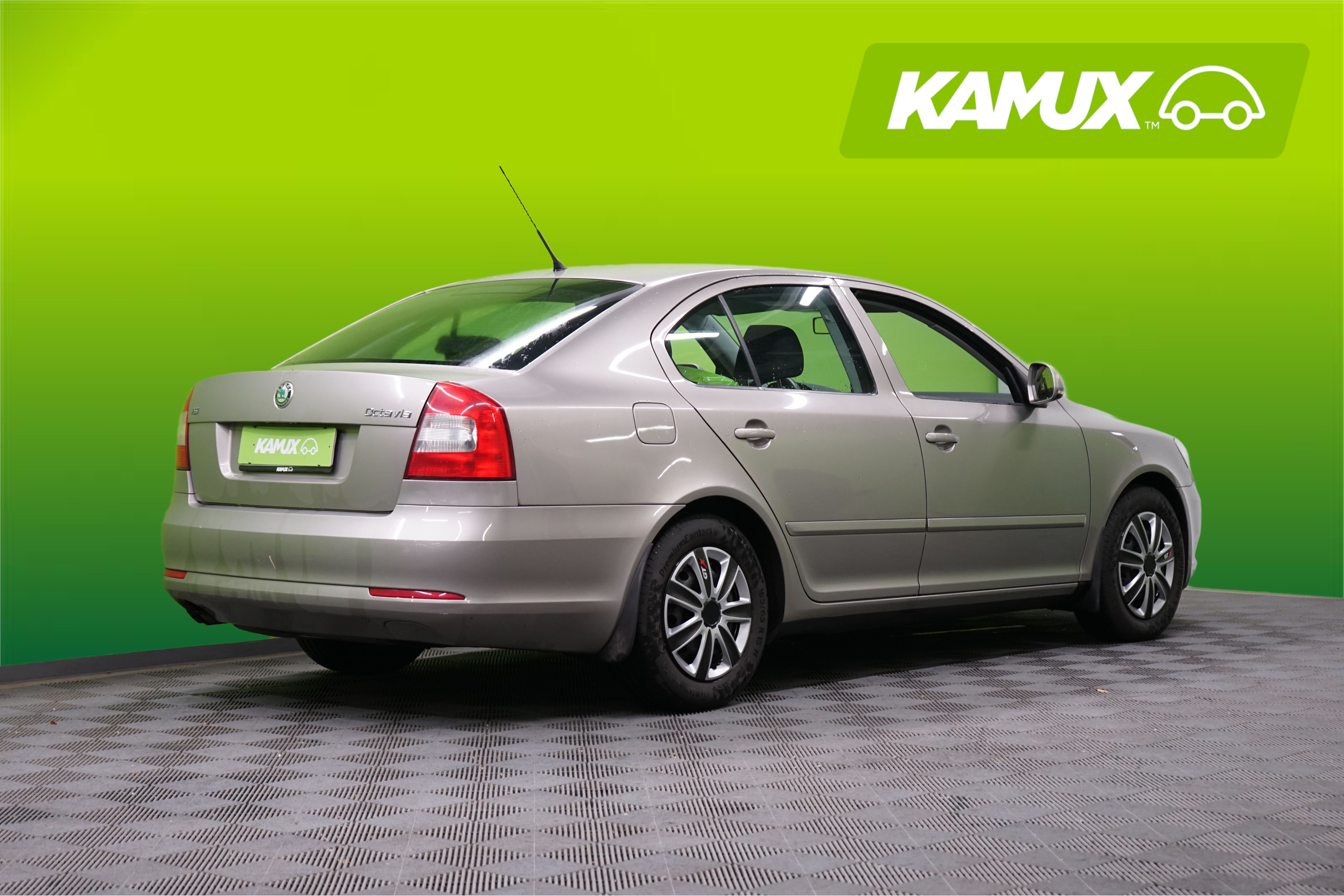 Skoda Octavia 1,4 TSI Ambiente DSG 2009, kuva 3/19