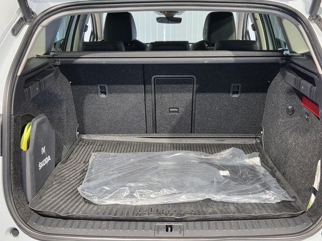 Skoda Enyaq 80 iV 2023, photo 7/10