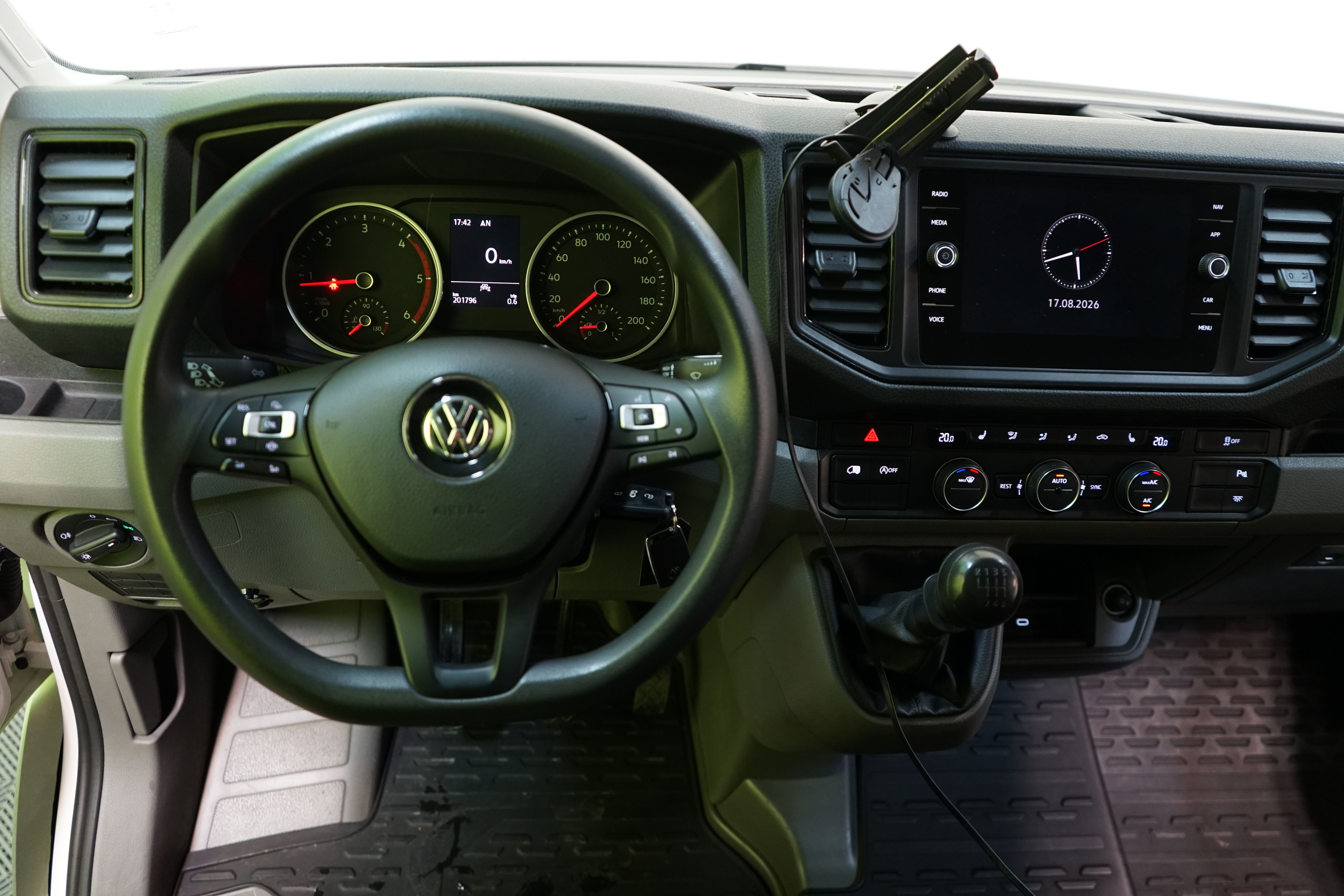 Volkswagen Crafter 2020, photo 6/28