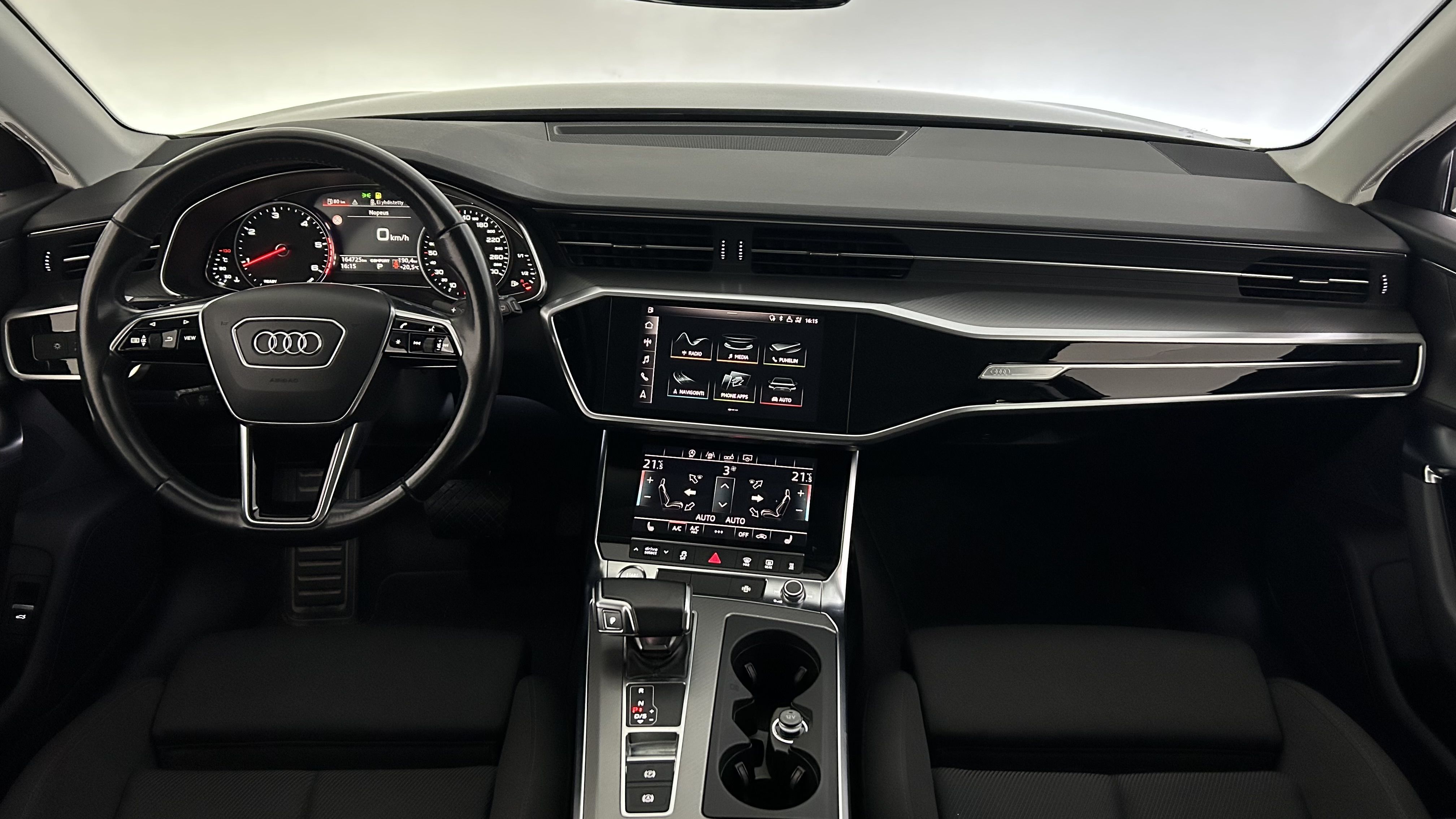 Audi A6 2019, photo 7/27