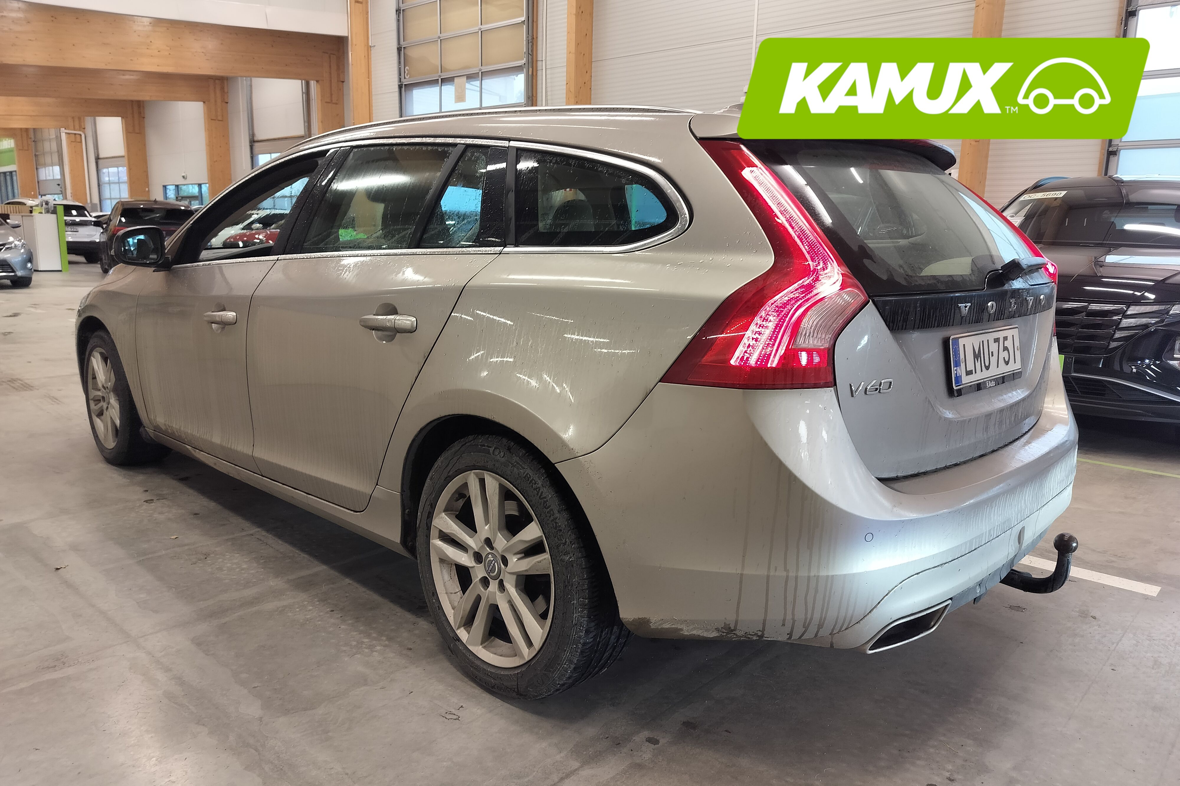 Volvo V60 D4 AWD Summum aut 2015, kuva 3/31