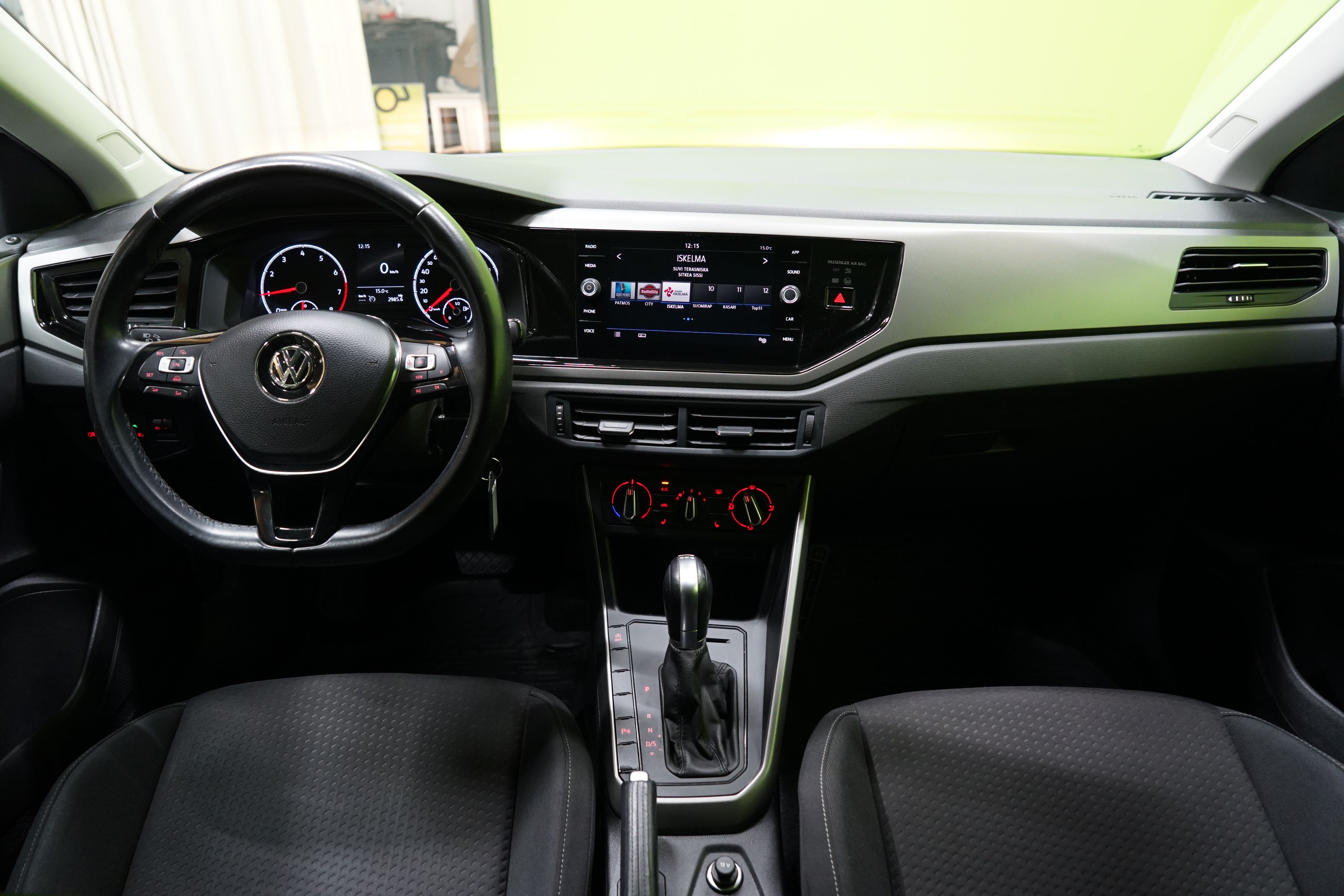 Volkswagen Polo 2019, photo 6/19