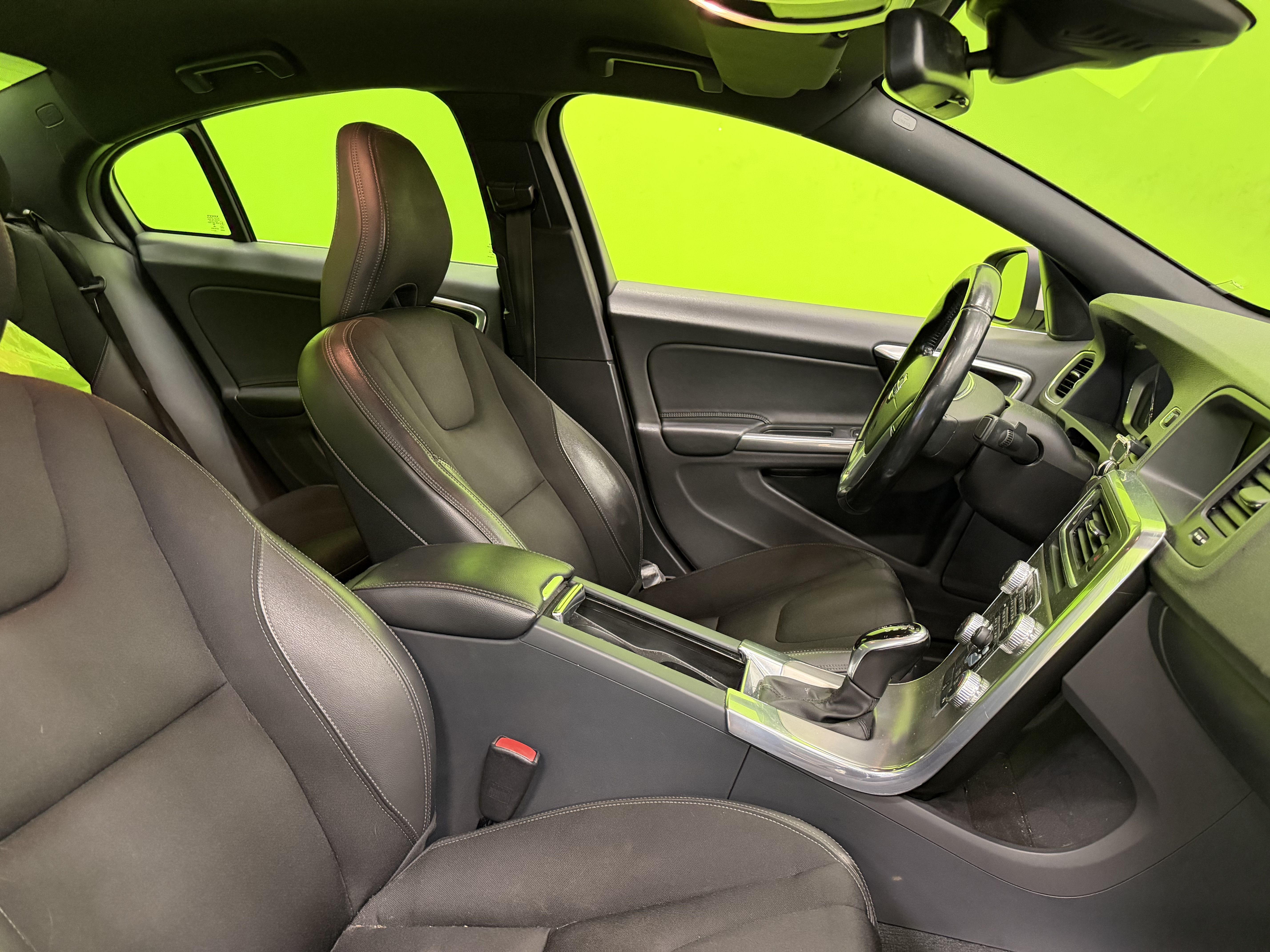 Volvo S60 D4 Business aut 2015, photo 5/6