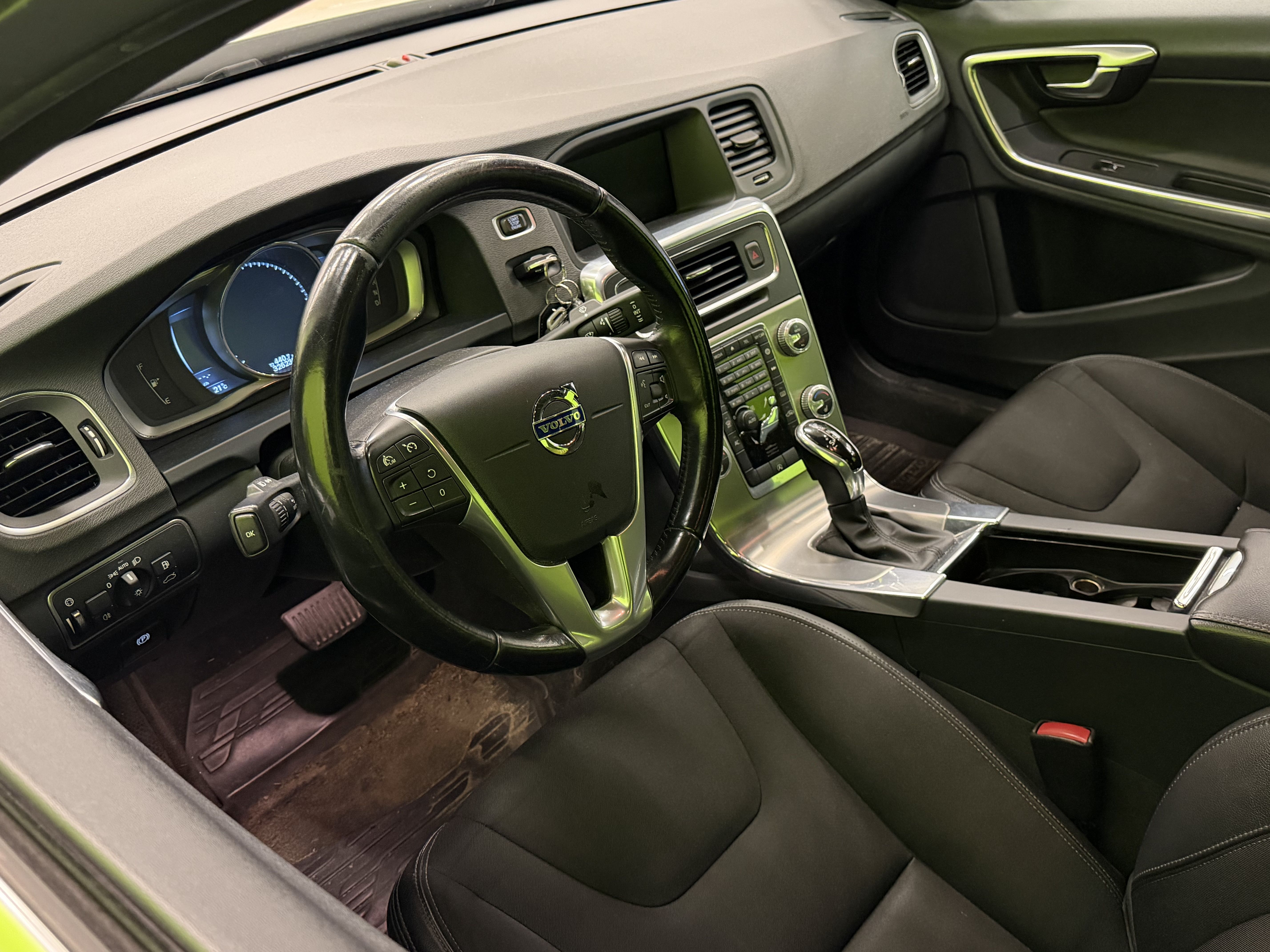 Volvo S60 D4 Business aut 2015, photo 6/6