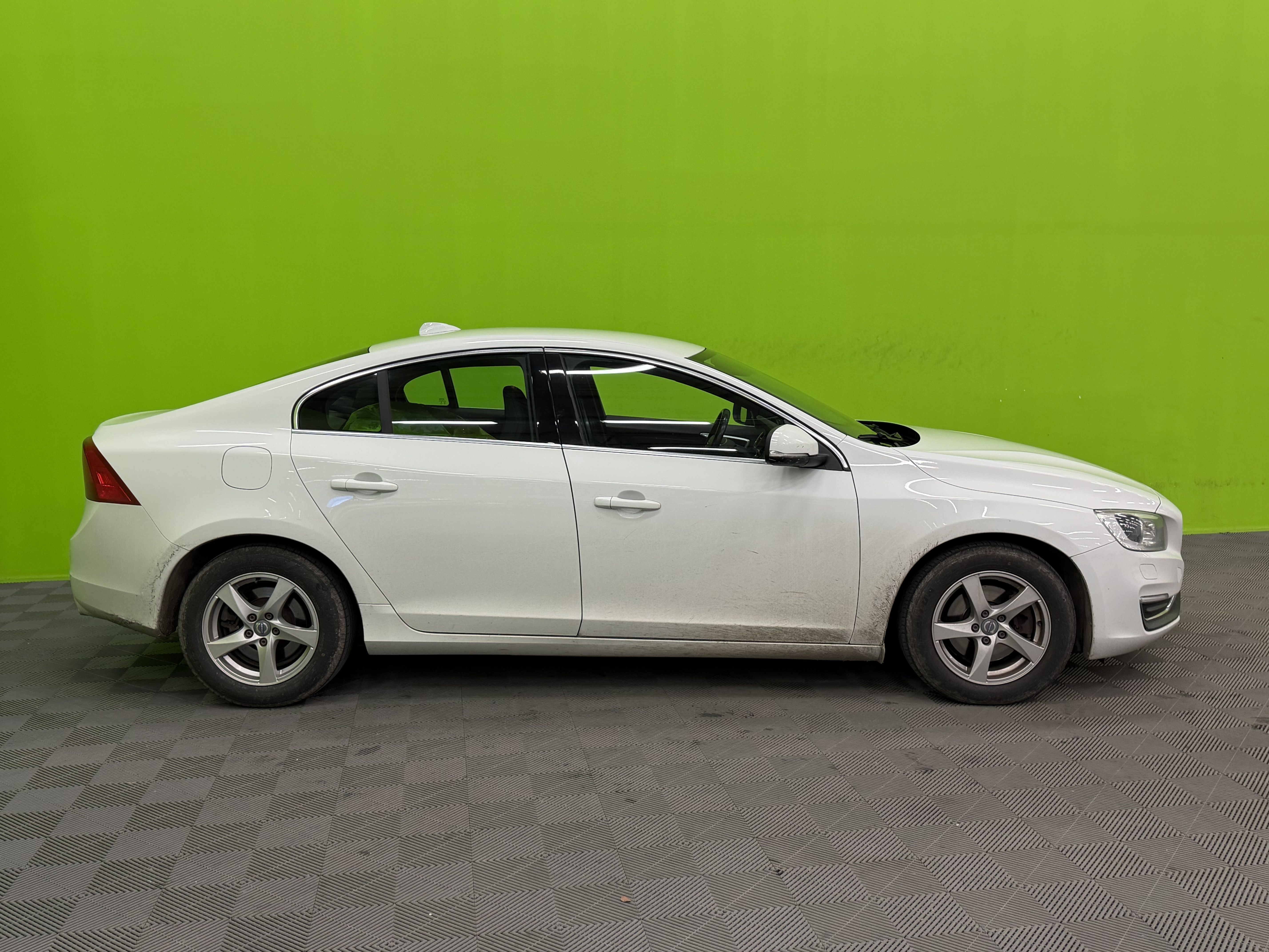 Volvo S60 D4 Business aut 2015, photo 2/6