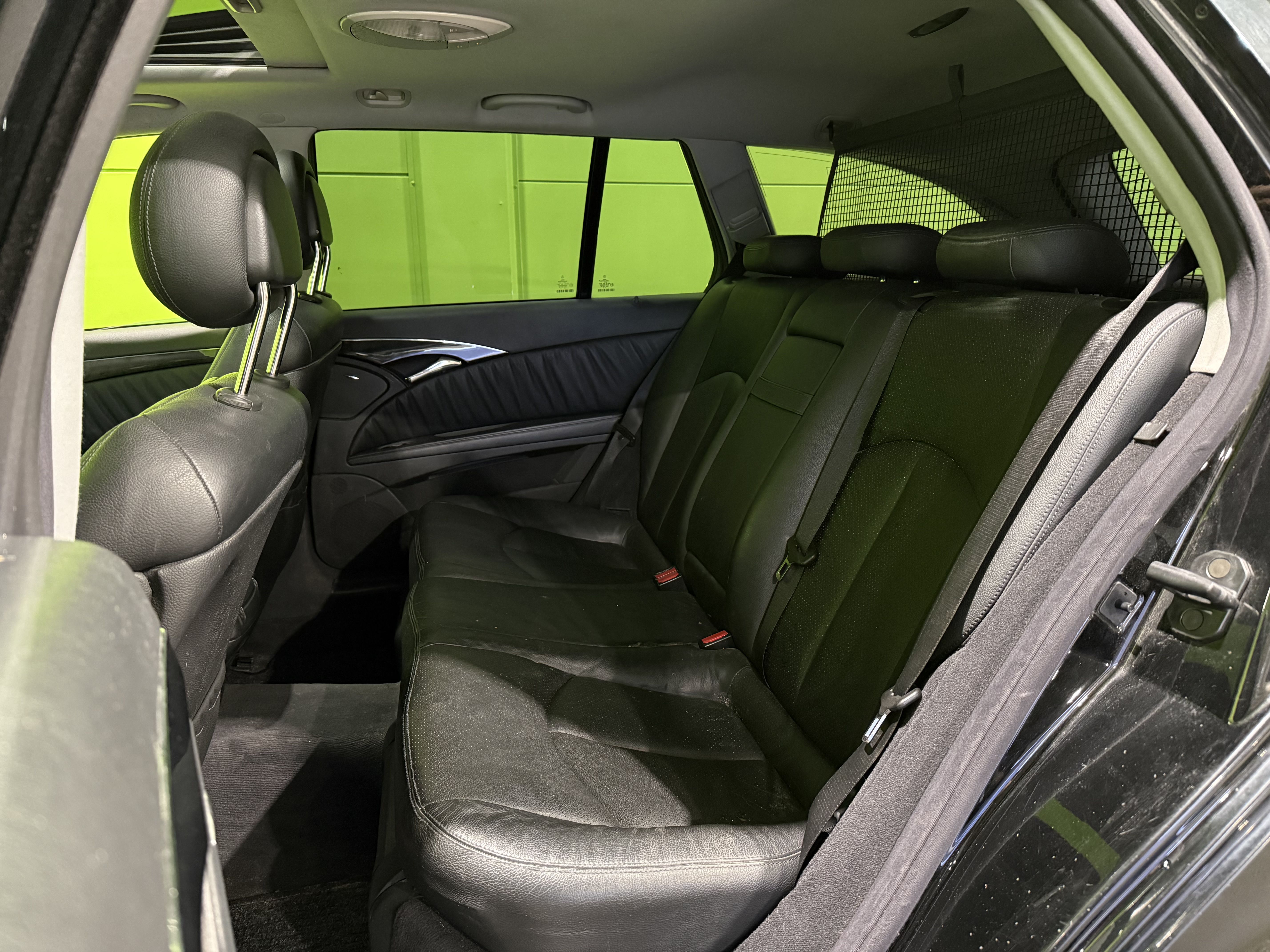Mercedes-Benz E 2003, photo 6/40