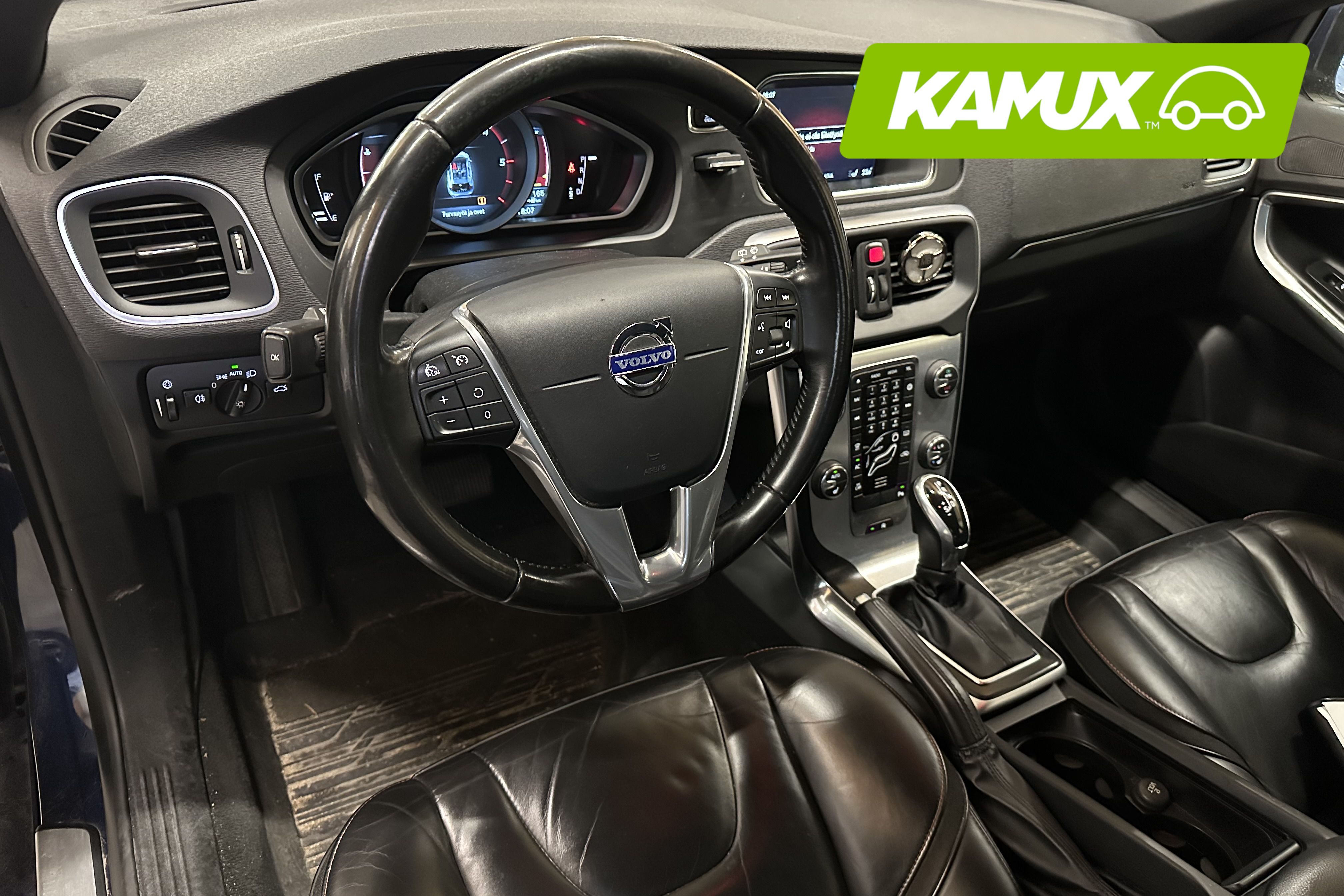 Volvo V40 D2 Ocean Race Business aut 2015, kuva 3/4