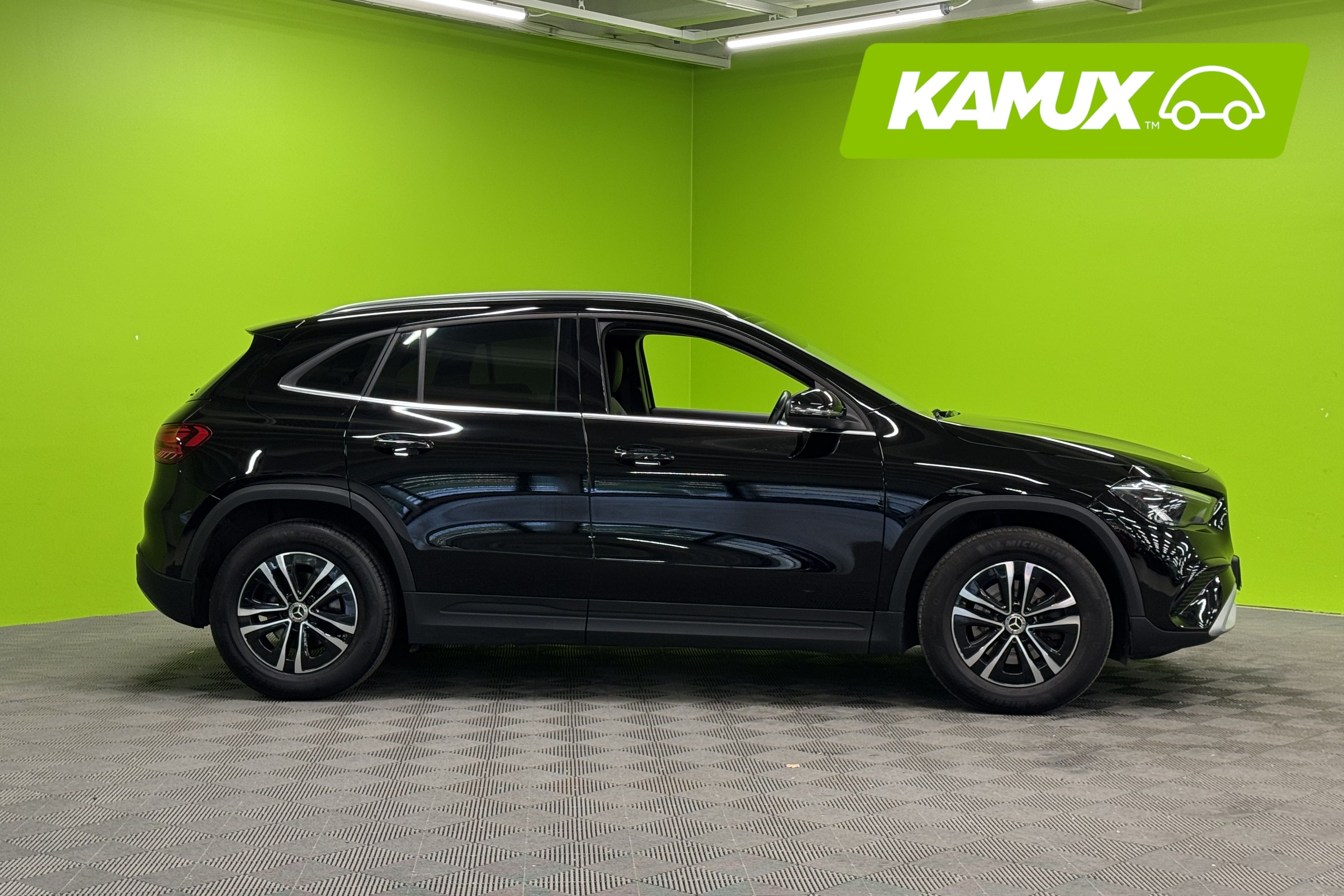 Mercedes-Benz GLA 180 2024, kuva 2/25