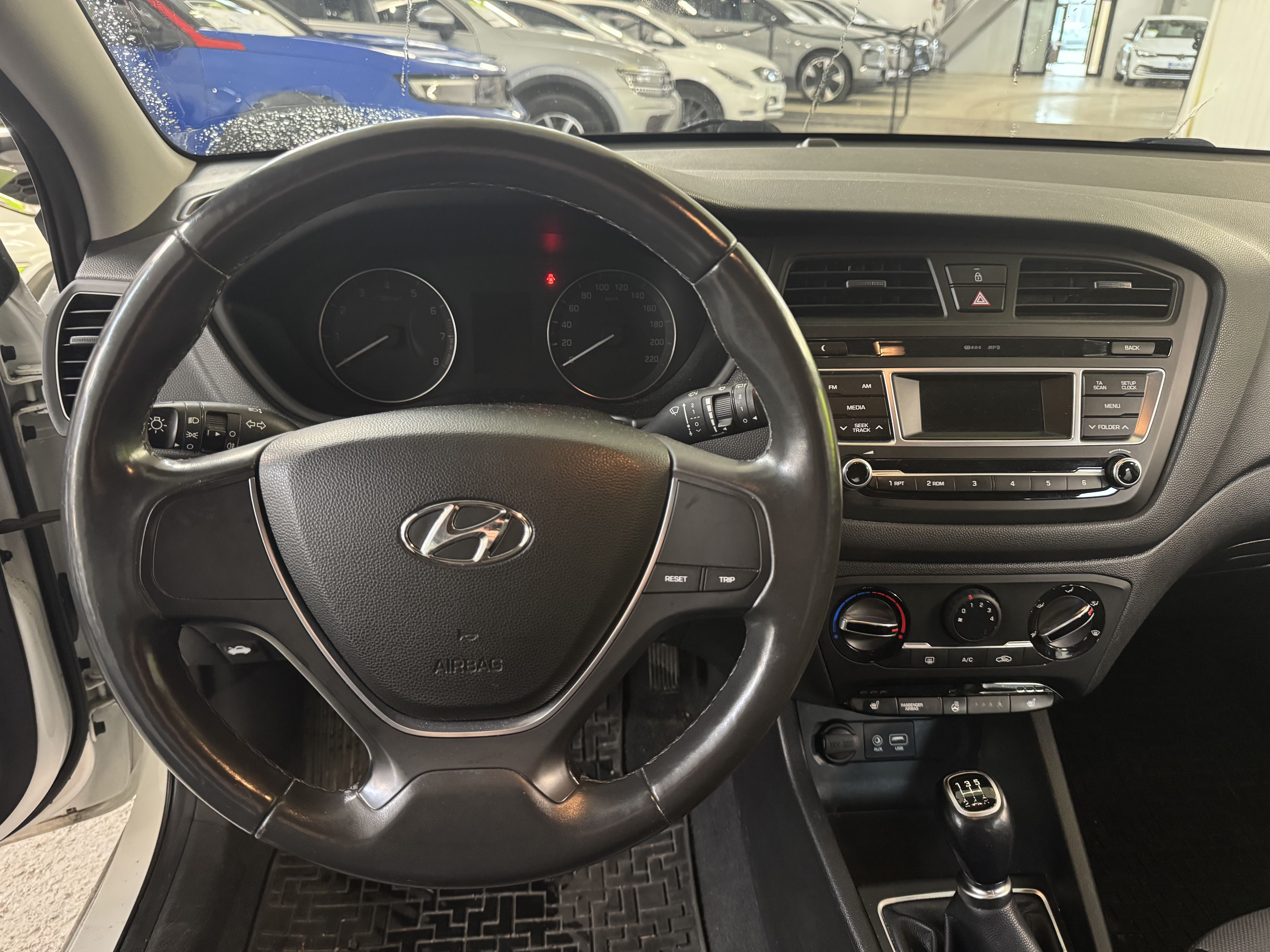 Hyundai i20 1,2 5MT ISG Classic 2017, kuva 4/4