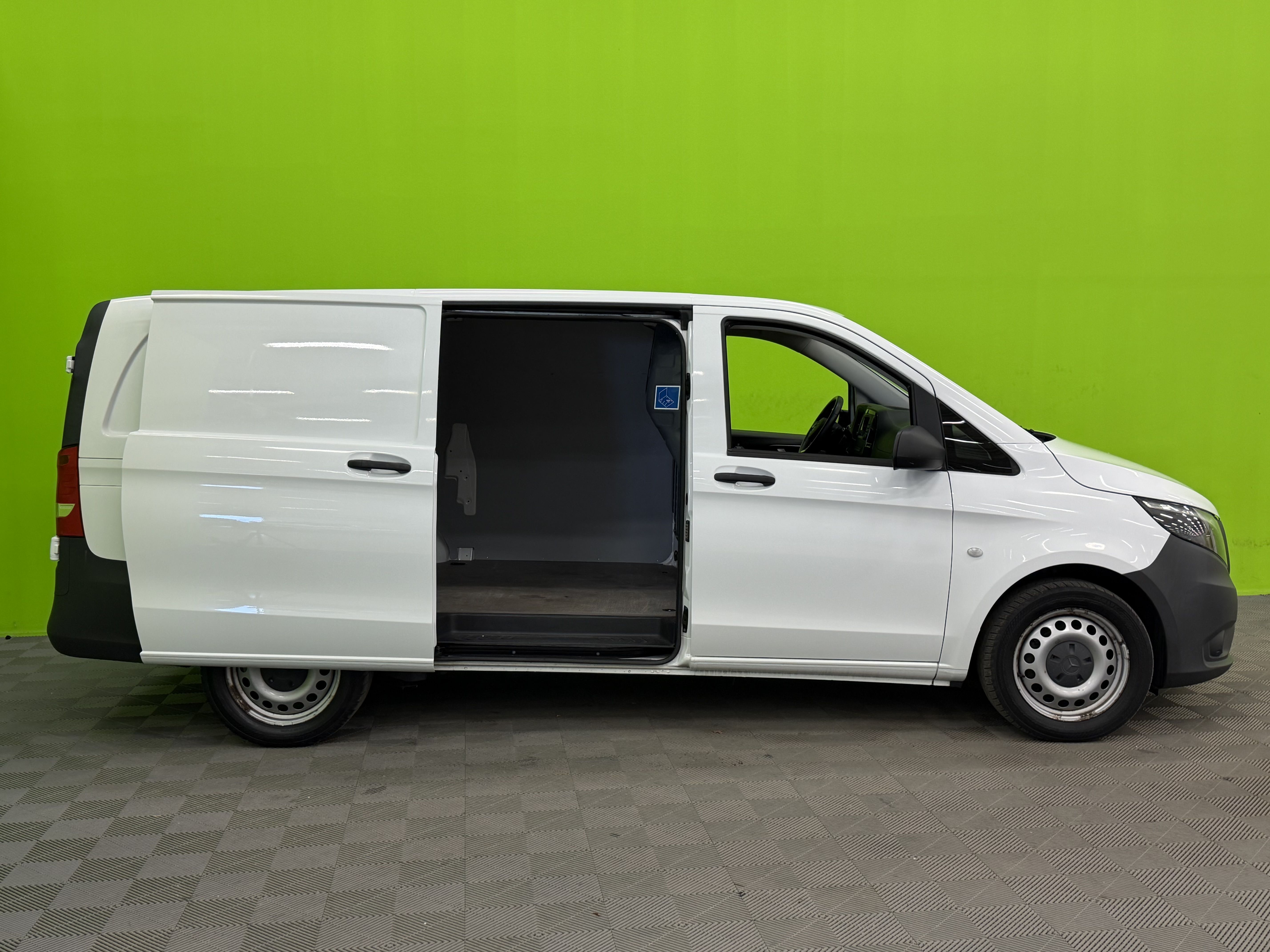 Mercedes-Benz Vito 2022, kuva 4/27