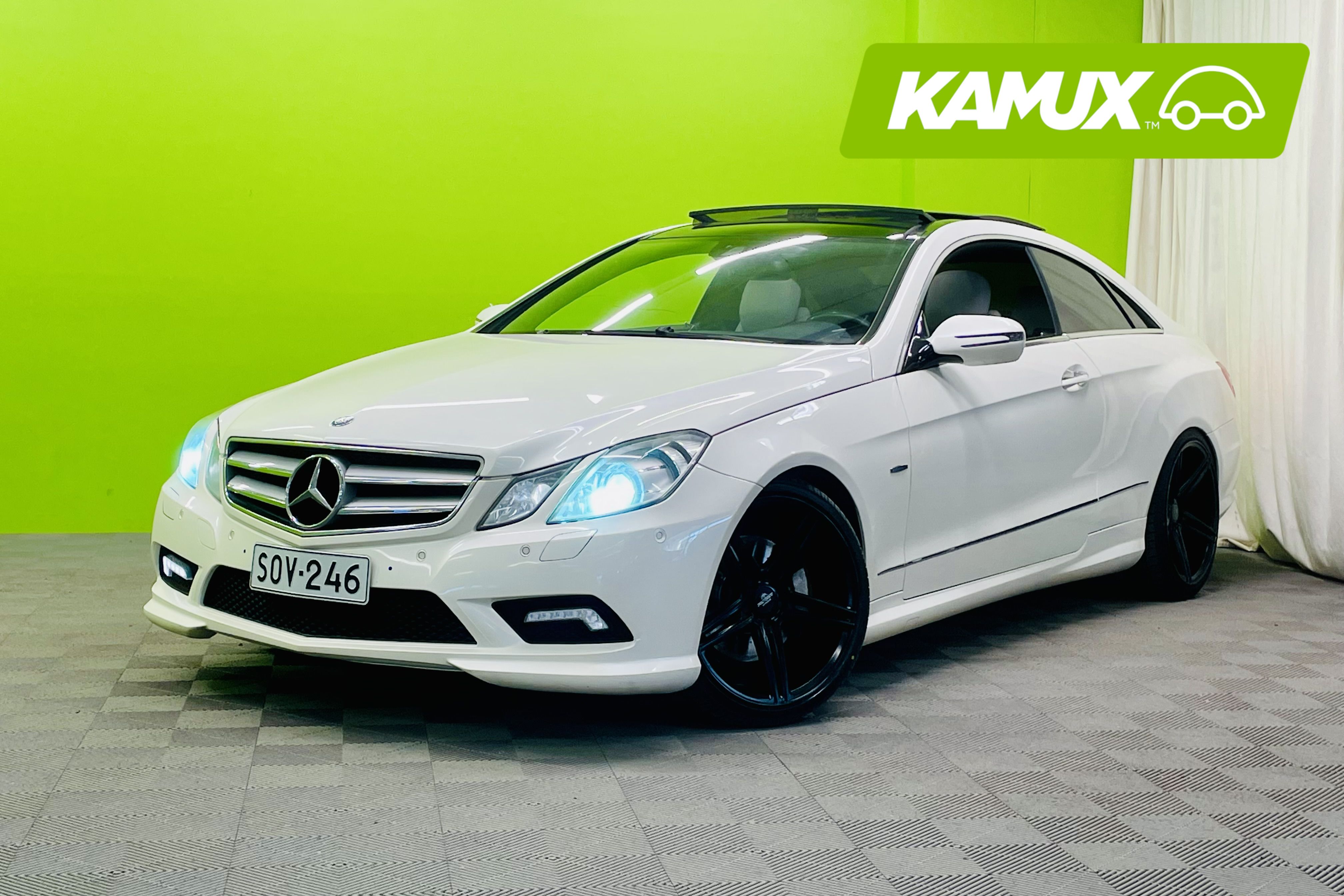 Mercedes-Benz E 350 CDI BE Coupé A AMG 2010, kuva 3/31