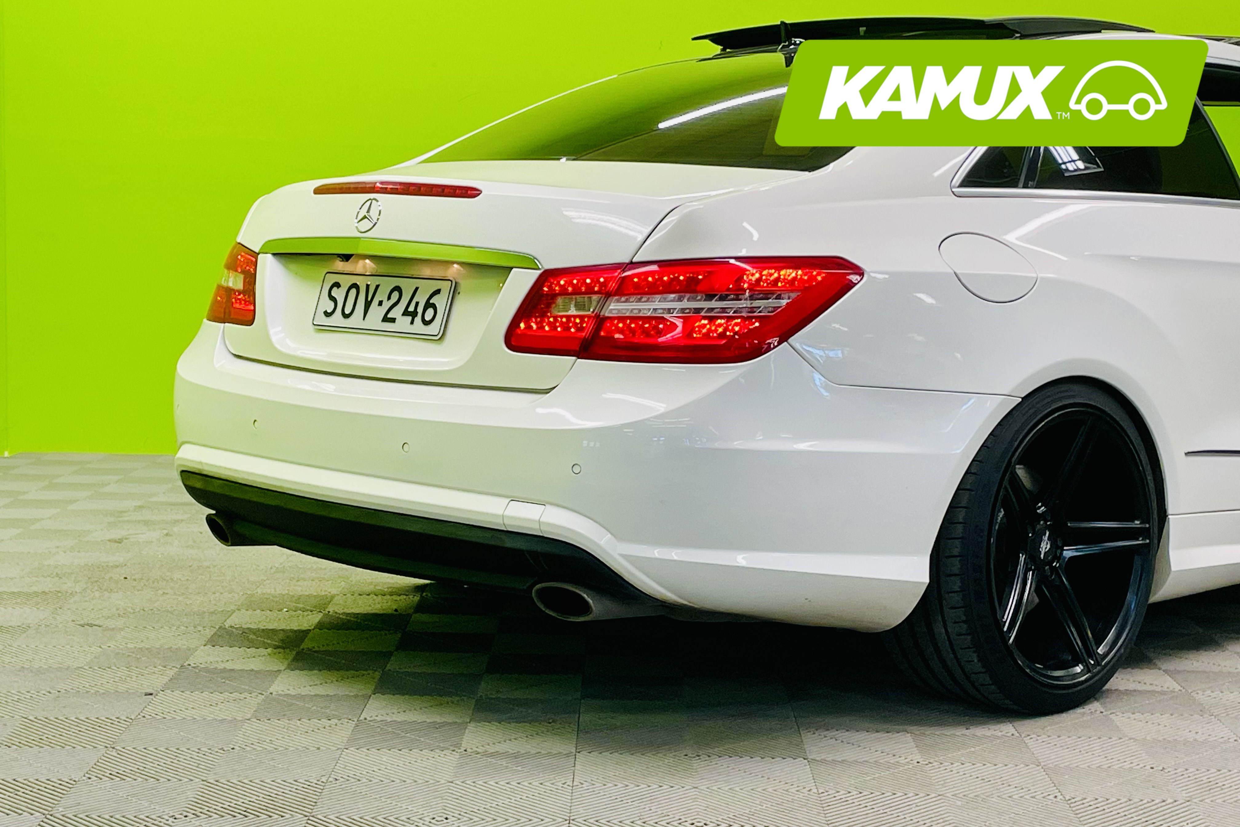 Mercedes-Benz E 350 CDI BE Coupé A AMG 2010, kuva 5/31