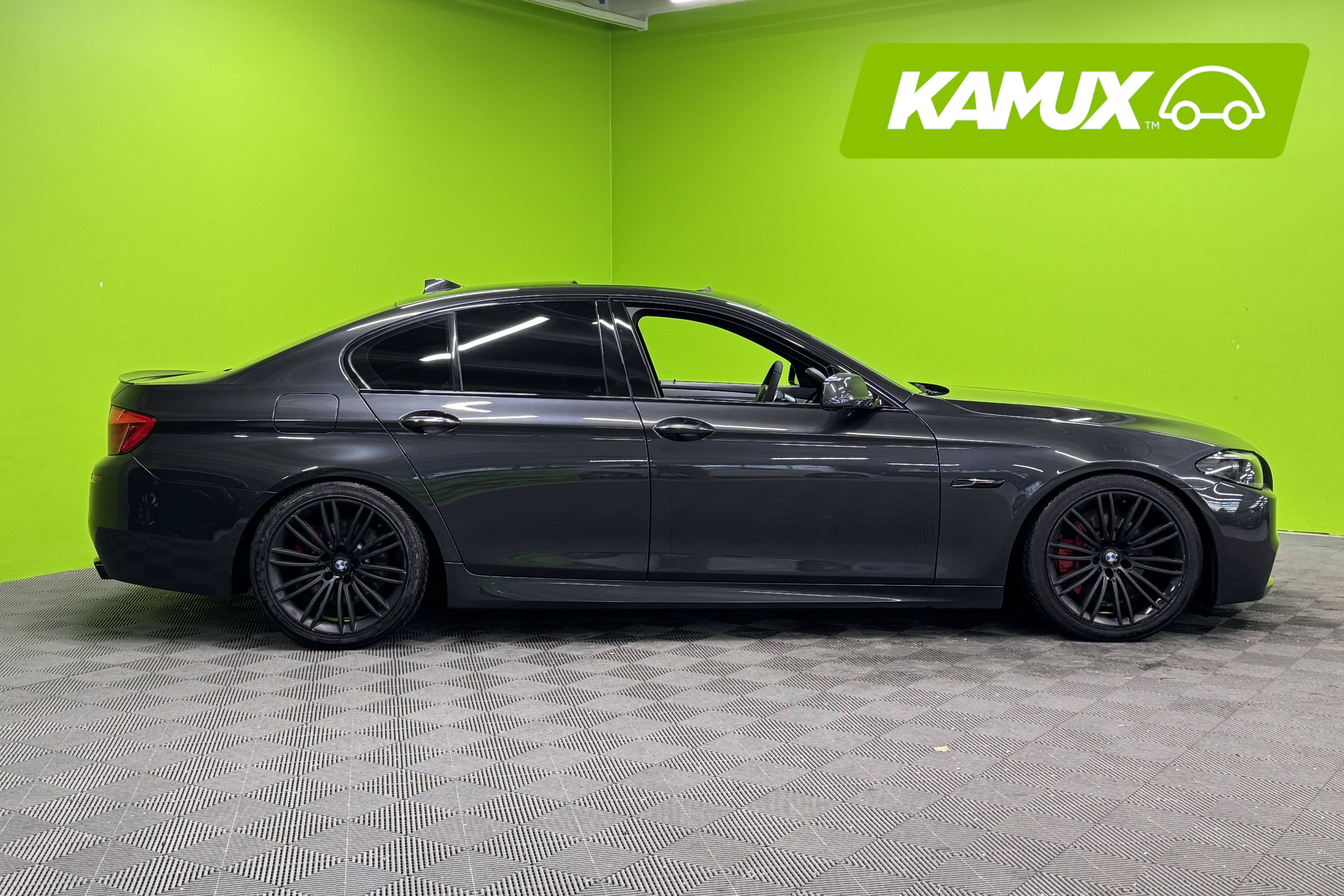 BMW 550 2011, kuva 2/29