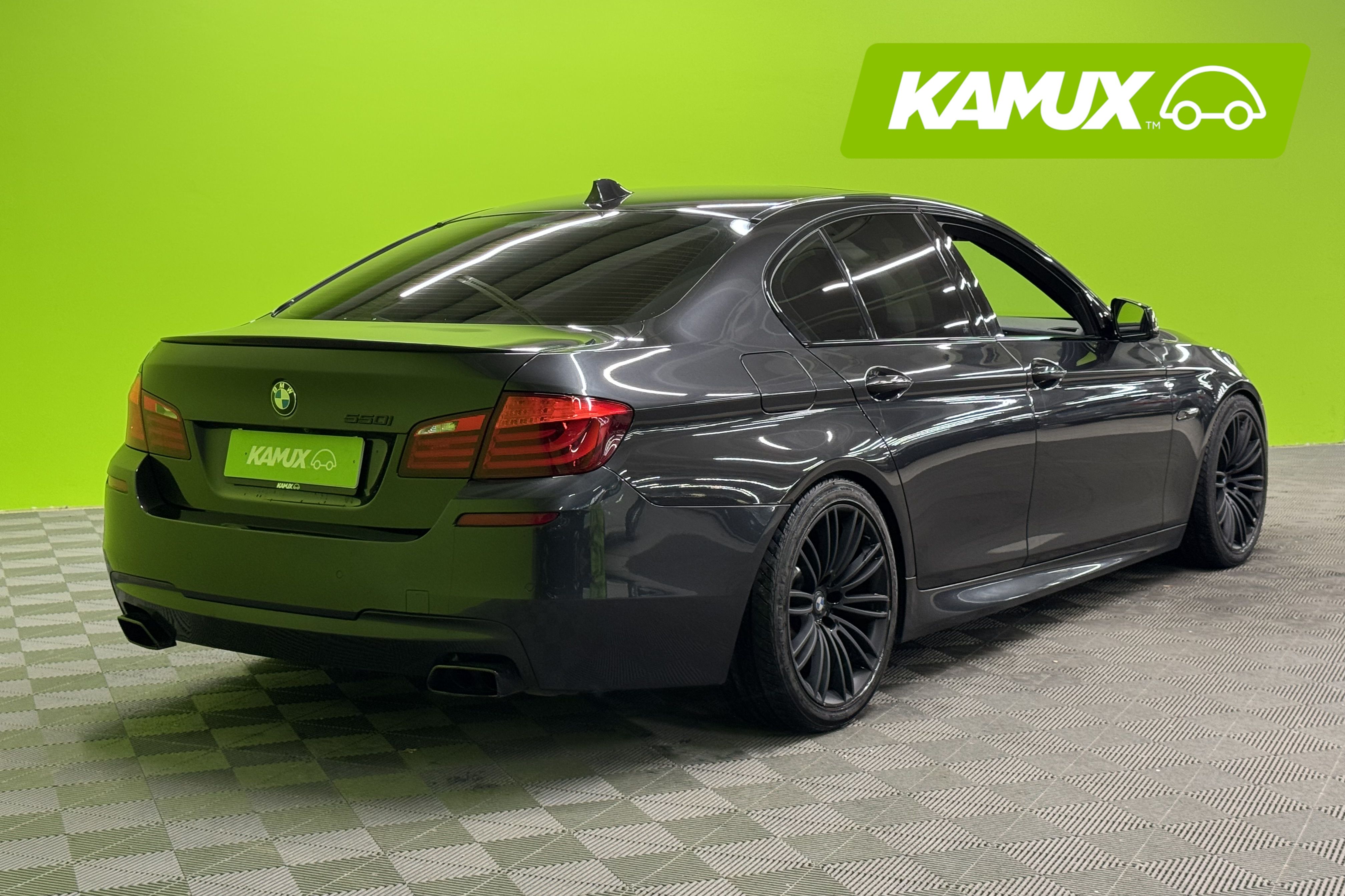 BMW 550 2011, kuva 3/29