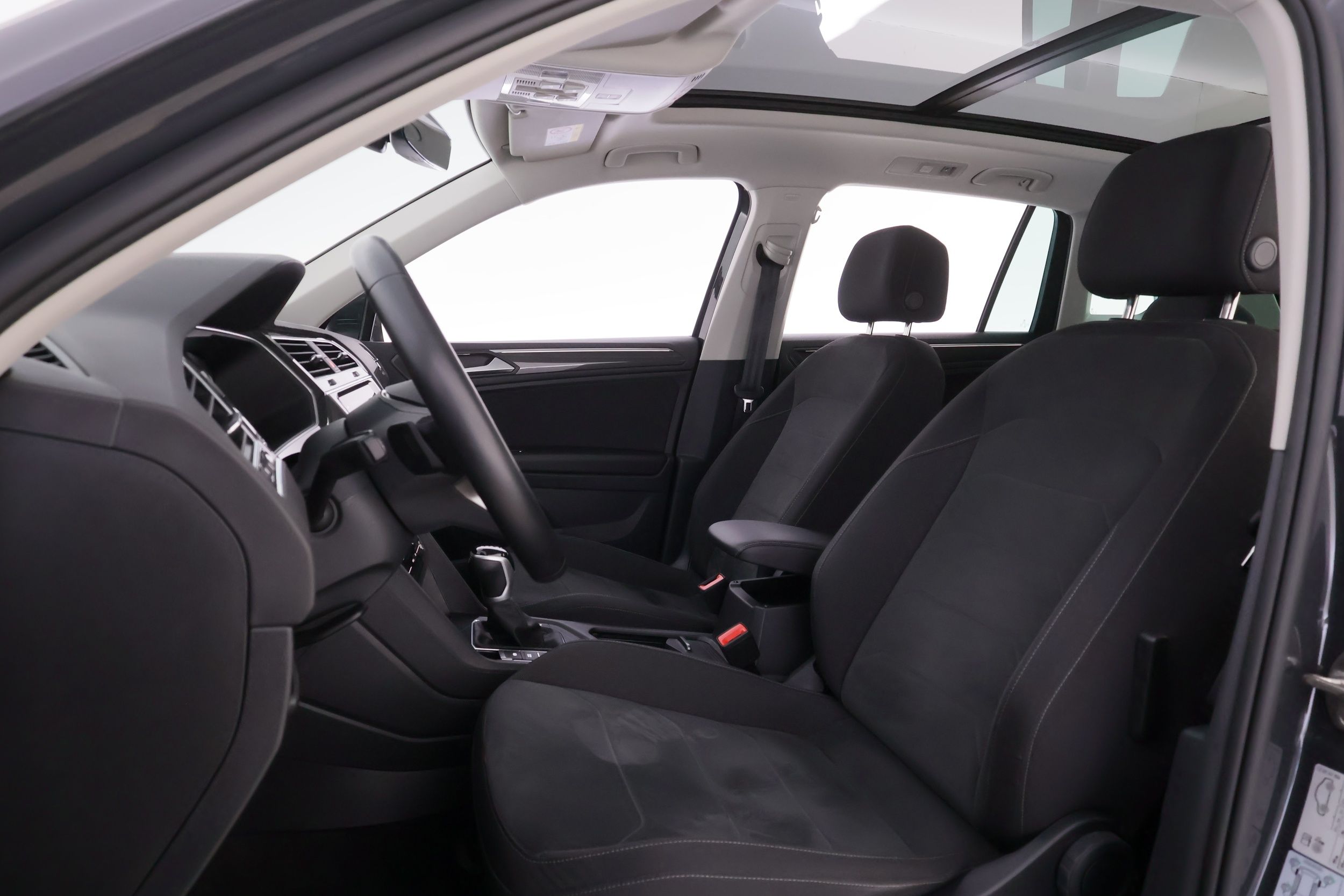 Volkswagen Tiguan 2023, kuva 7/25