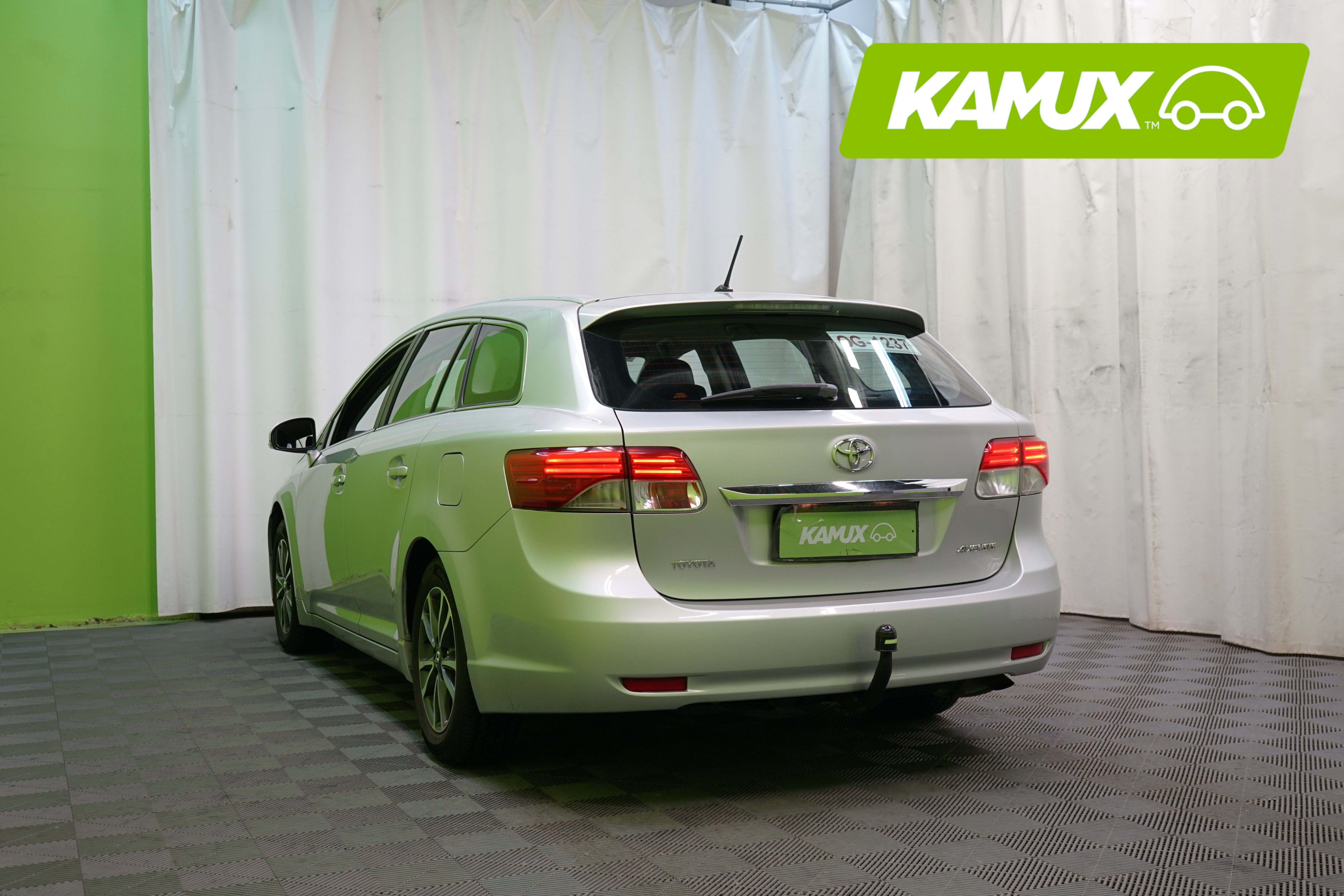 Toyota Avensis 2014, kuva 4/21