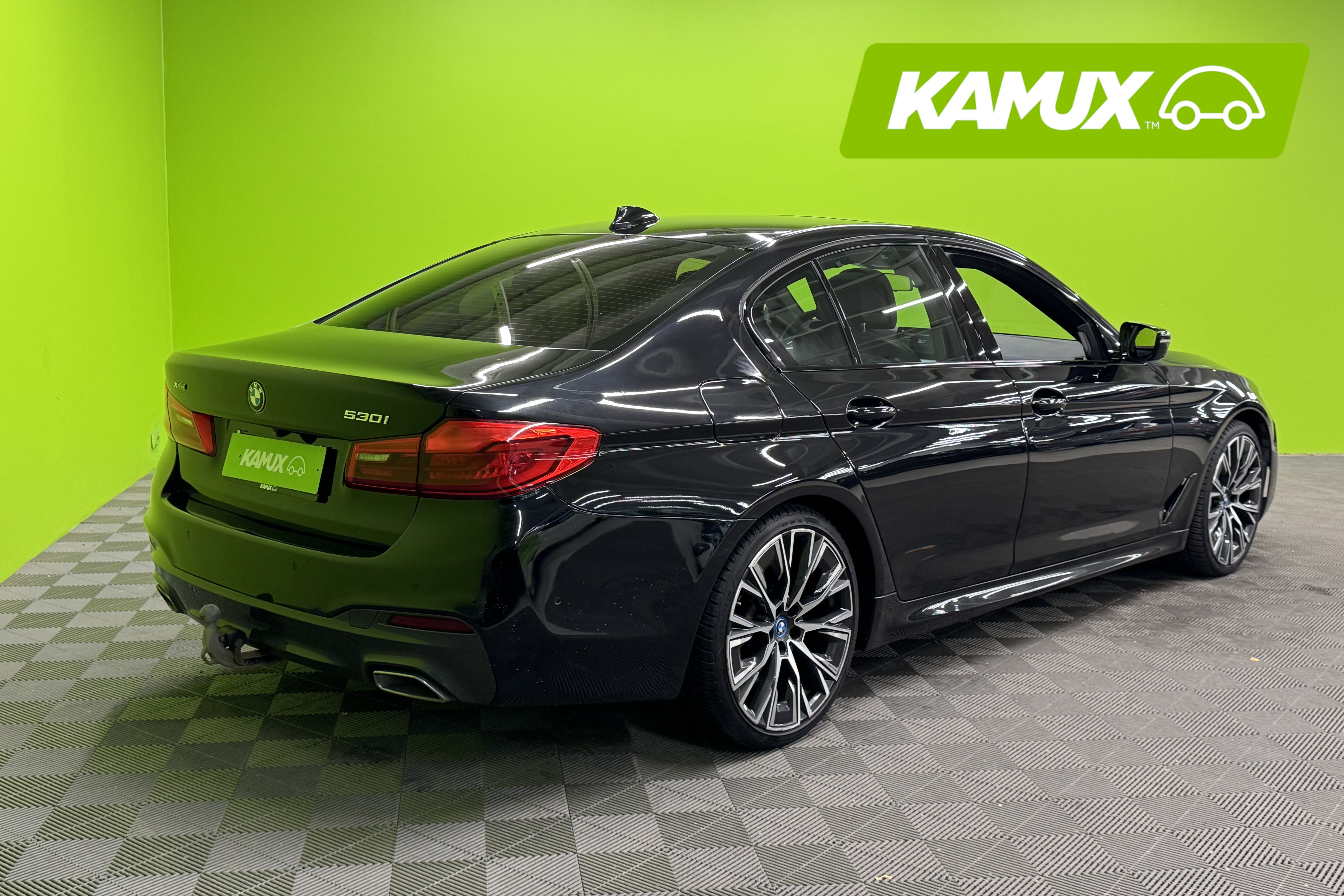 BMW 530 G30 530i xDrive M sport 252hp 2019, kuva 3/32